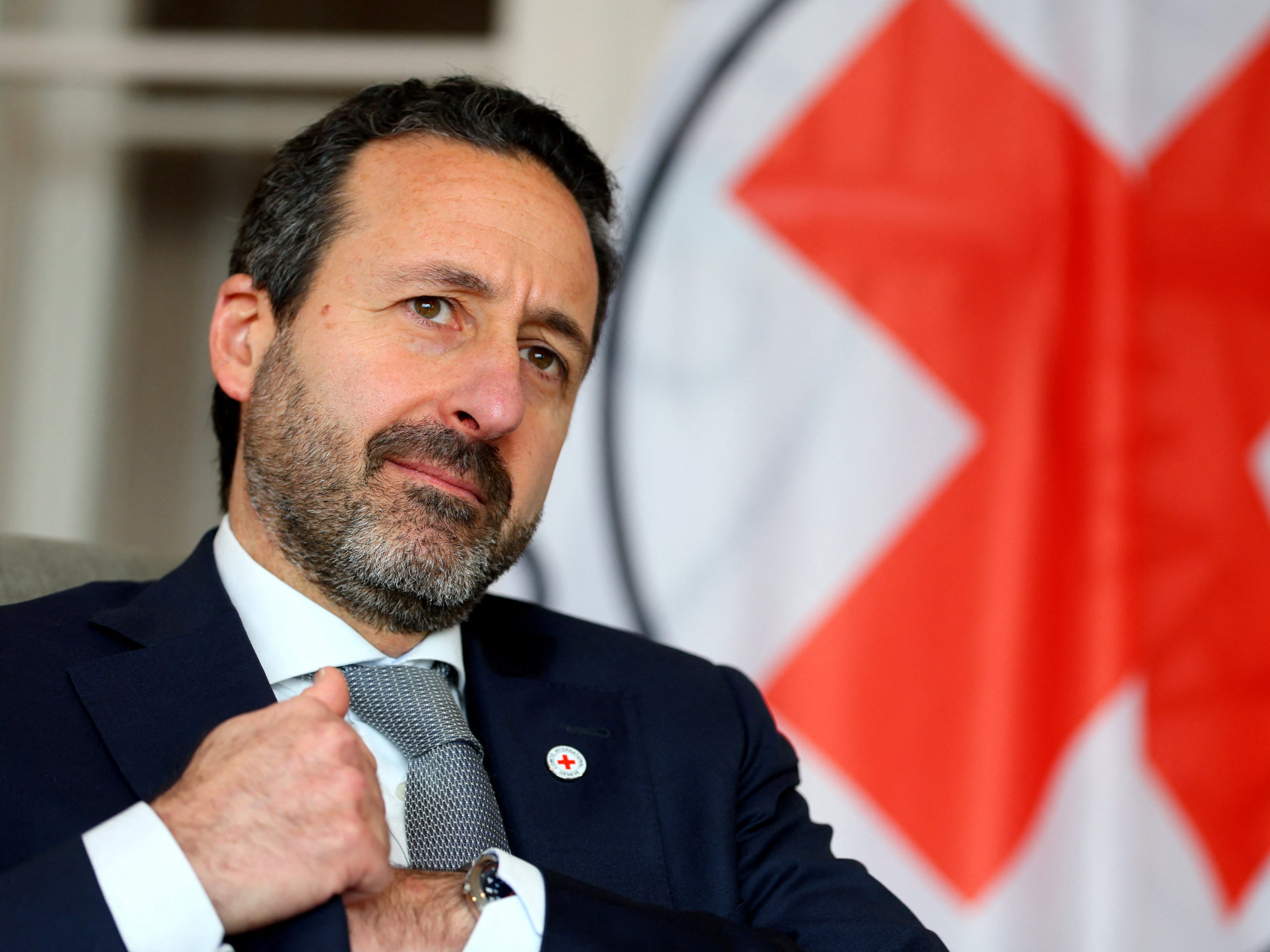 Die Arbeit des Roten Kreuzes werde durch die Inflation erschwert. Robert Mardini im Interview. Die Arbeit des Roten Kreuzes werde durch die Inflation erschwert. Robert Mardini im Interview.