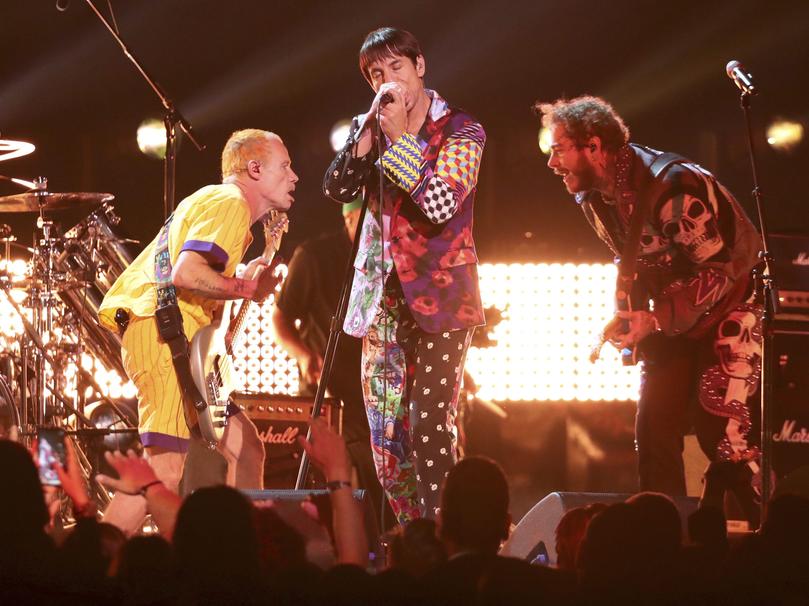 Die Red Hot Chili Peppers bringen Schärfe in Wiener Ernst-Happel-Stadion. Die Red Hot Chili Peppers bringen Schärfe in Wiener Ernst-Happel-Stadion.
