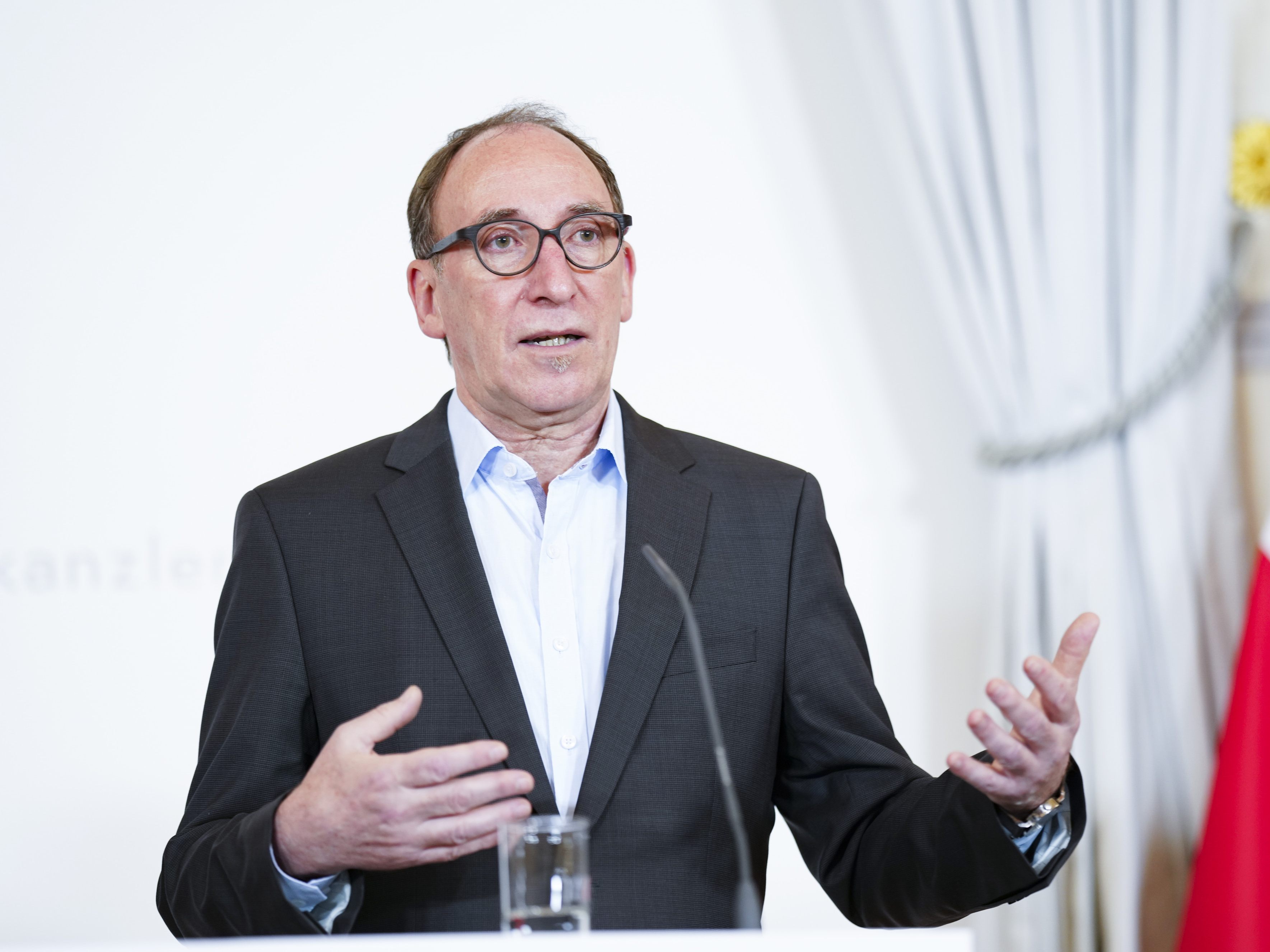 Sozialminister Johannes Rauch (Grüne) drängt darauf auf EU-Ebene zu kooperieren, wenn es um die Anwerbung von Pflegekräften geht. Sozialminister Johannes Rauch (Grüne) drängt darauf auf EU-Ebene zu kooperieren, wenn es um die Anwerbung von Pflegekräften geht.