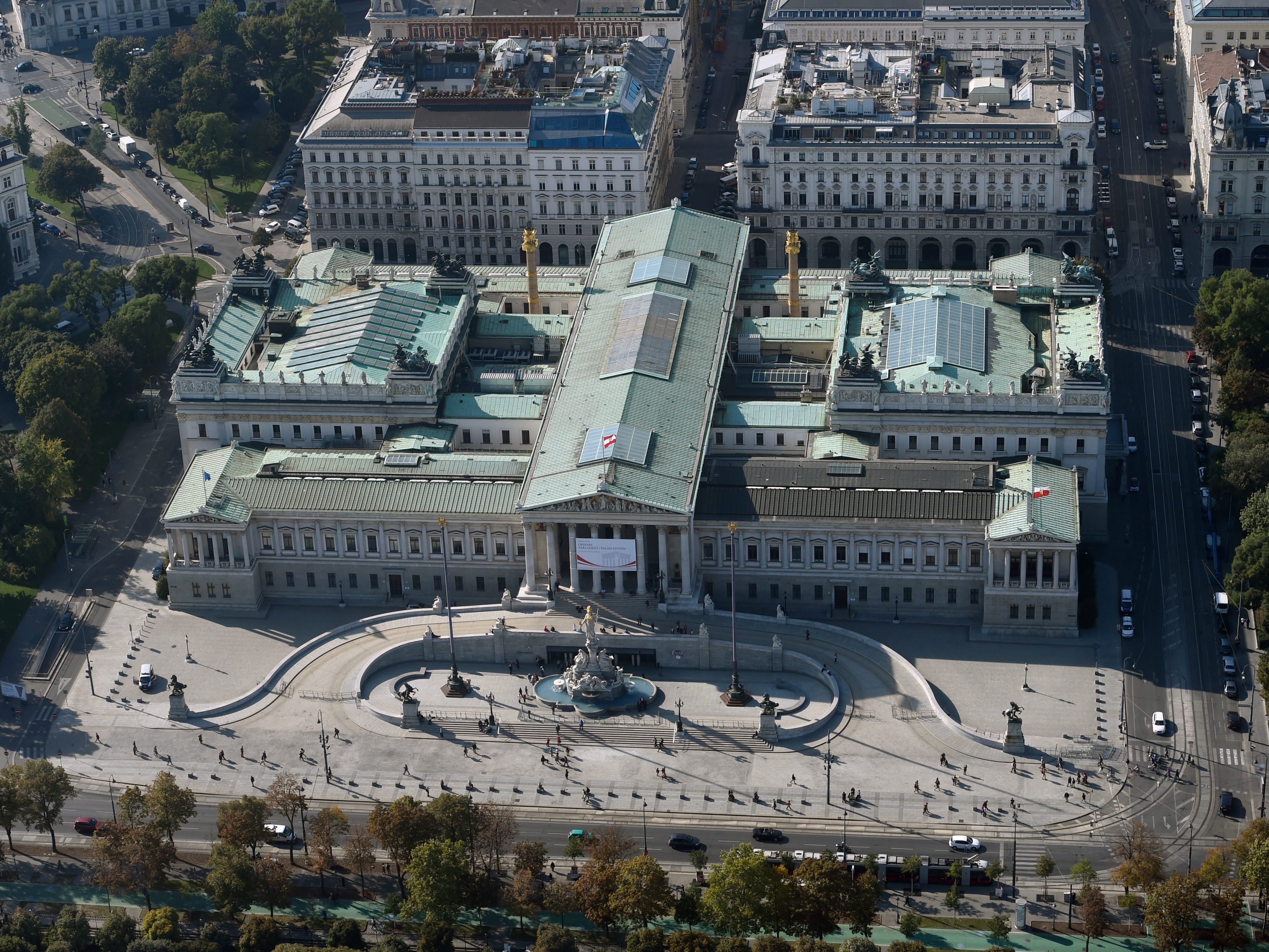 Vom 31. Juli bis 5. August 2023 schließt das Parlament wegen Wartungsarbeiten. Vom 31. Juli bis 5. August 2023 schließt das Parlament wegen Wartungsarbeiten.