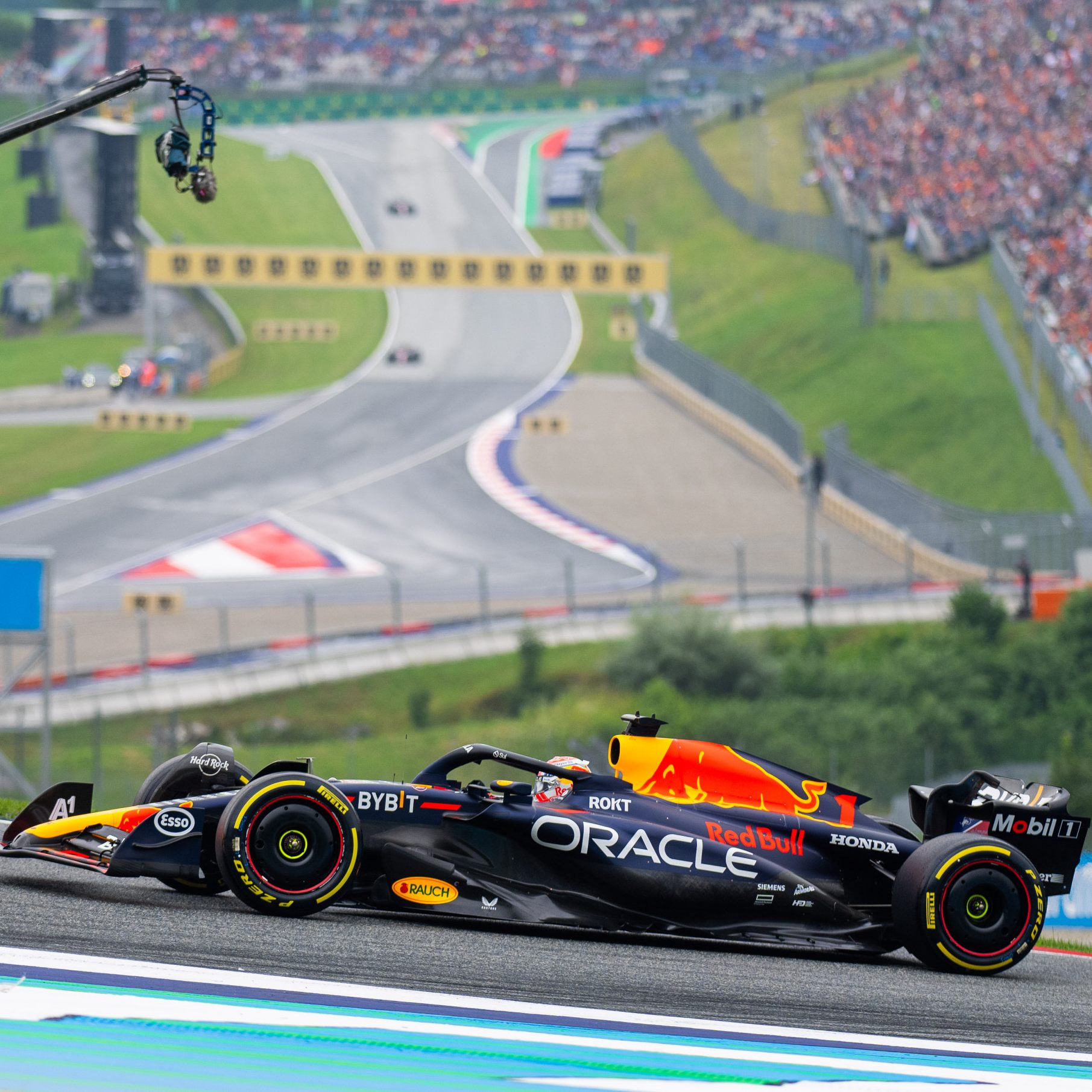 Max Verstappen geht von der Pole Position in das Sprintrennen in Spielberg.
