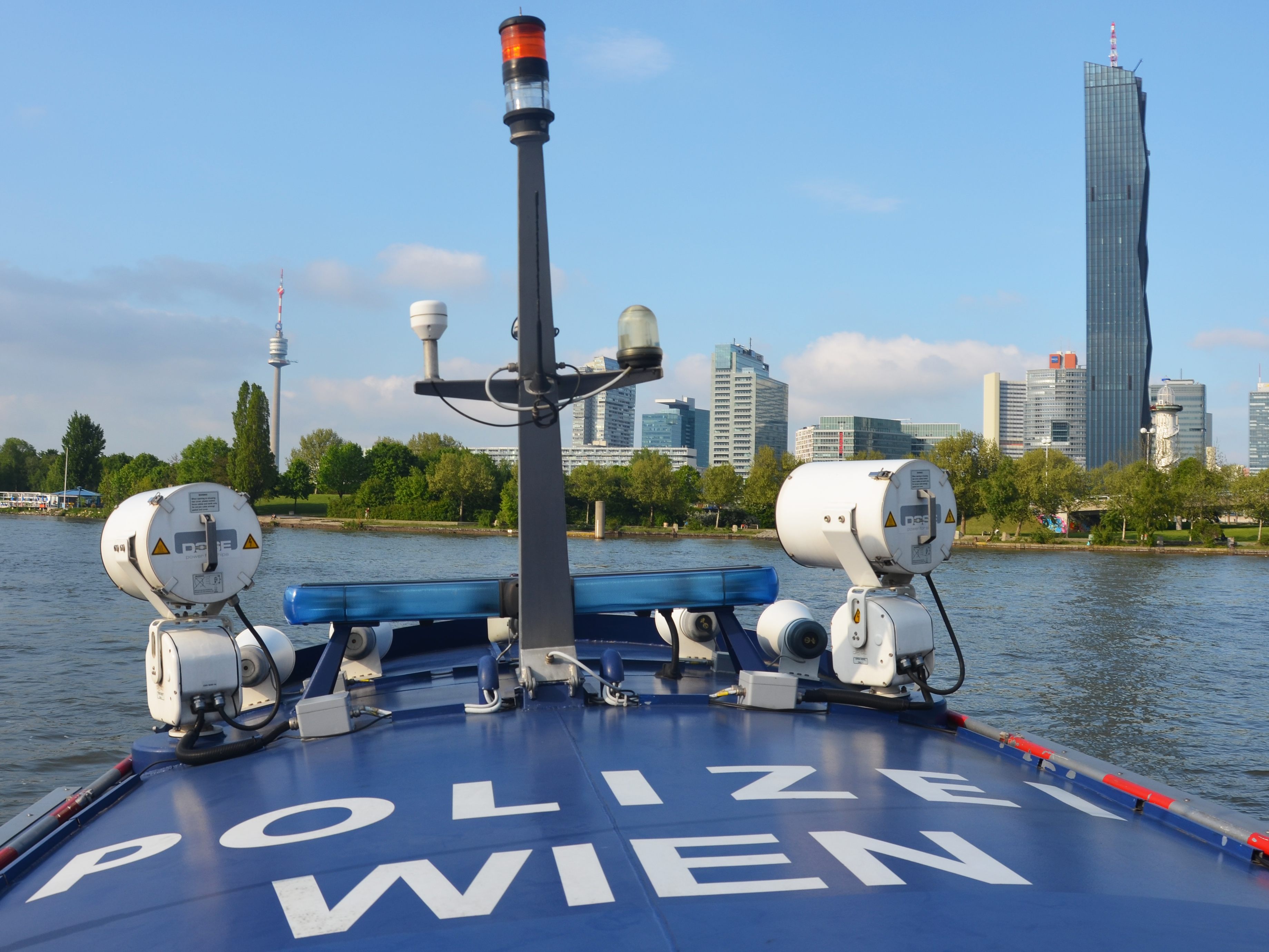 Die Wiener Polizei lädt am 22. Juli 2023 zum "WienXtra Ferienspiel" ein. Die Wiener Polizei lädt am 22. Juli 2023 zum "WienXtra Ferienspiel" ein.