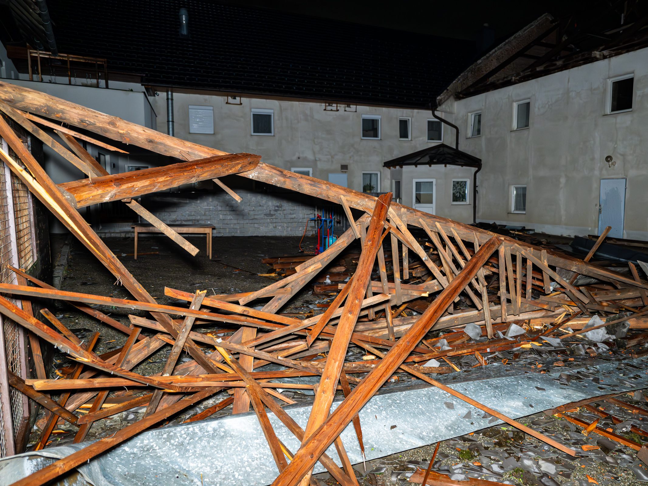 Unwetter in NÖ und OÖ zogen eine Spur der Verwüstung.