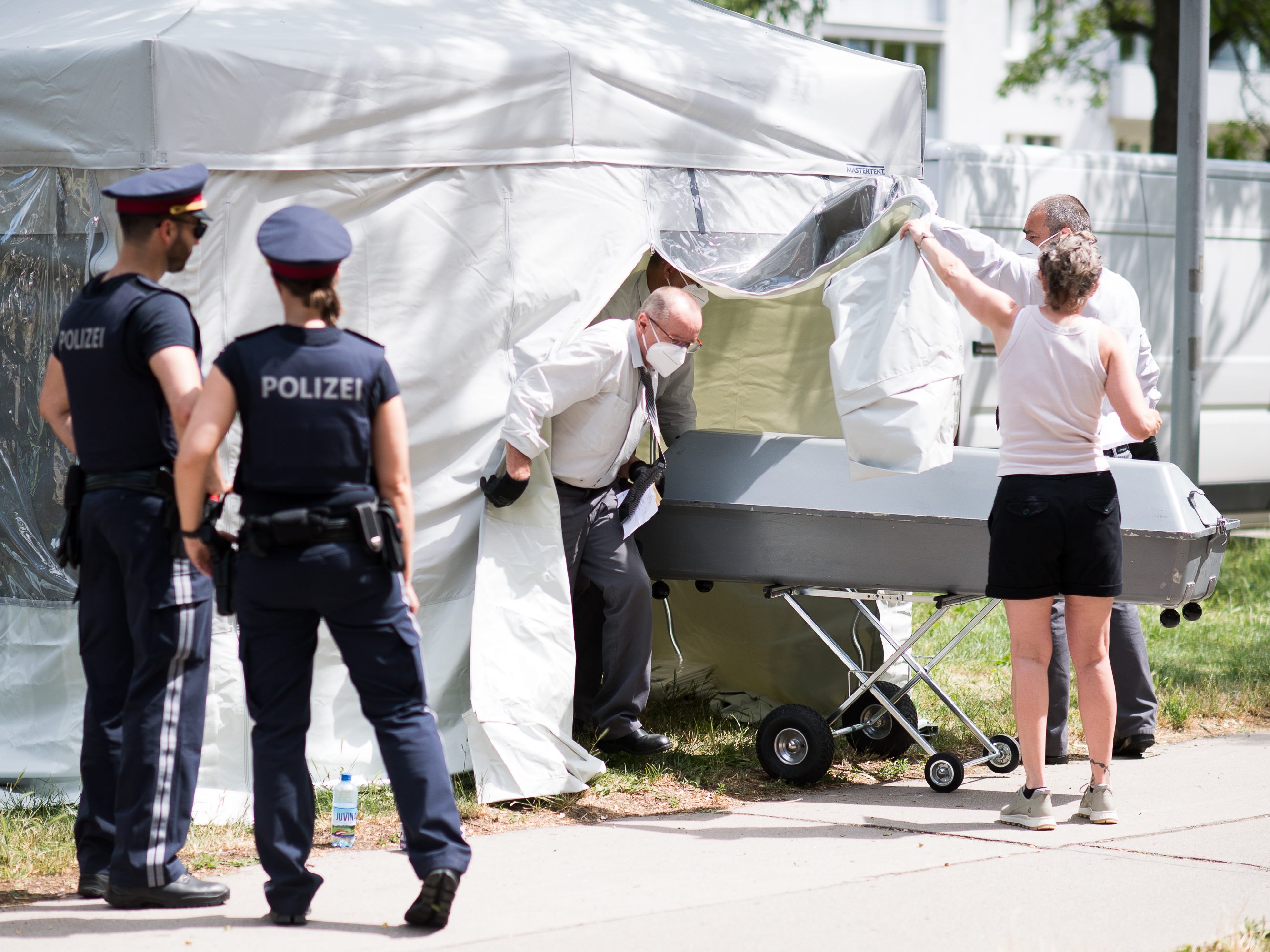 Im heurigen Jahr, schon 16 Frauenmorde in Österreich. Im heurigen Jahr, schon 16 Frauenmorde in Österreich.