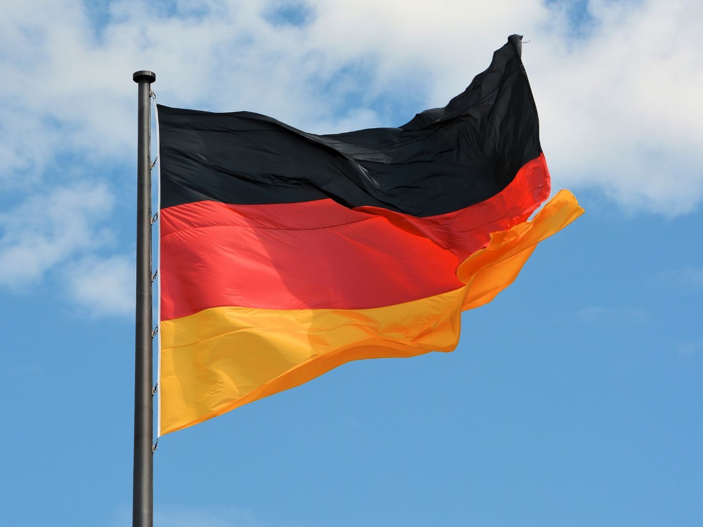 Gescheiterte Pkw-Maut kommt Deutschland teuer zu stehen. Gescheiterte Pkw-Maut kommt Deutschland teuer zu stehen.