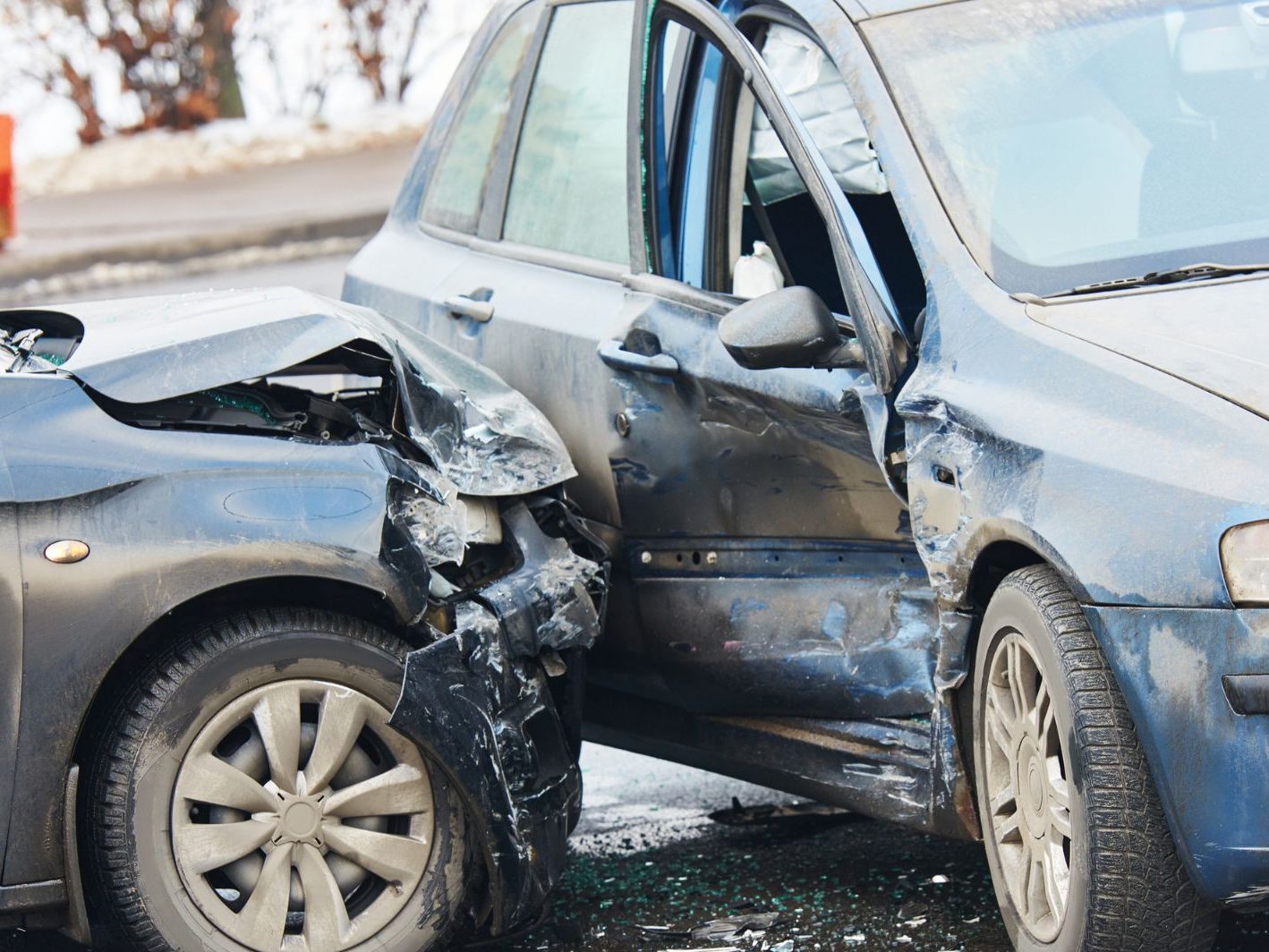 Ein Alkolenker verursachte in Niederösterreich einen Autounfall mit drei Verletzten.