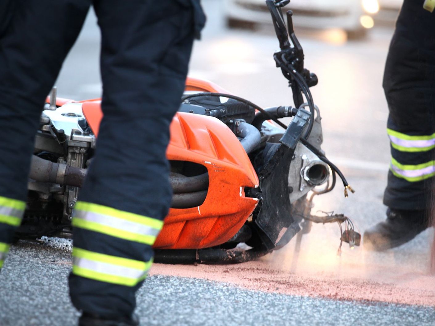 Ein Motorradfahrer starb bei einem Sturz in der Steiermark. Ein Motorradfahrer starb bei einem Sturz in der Steiermark.