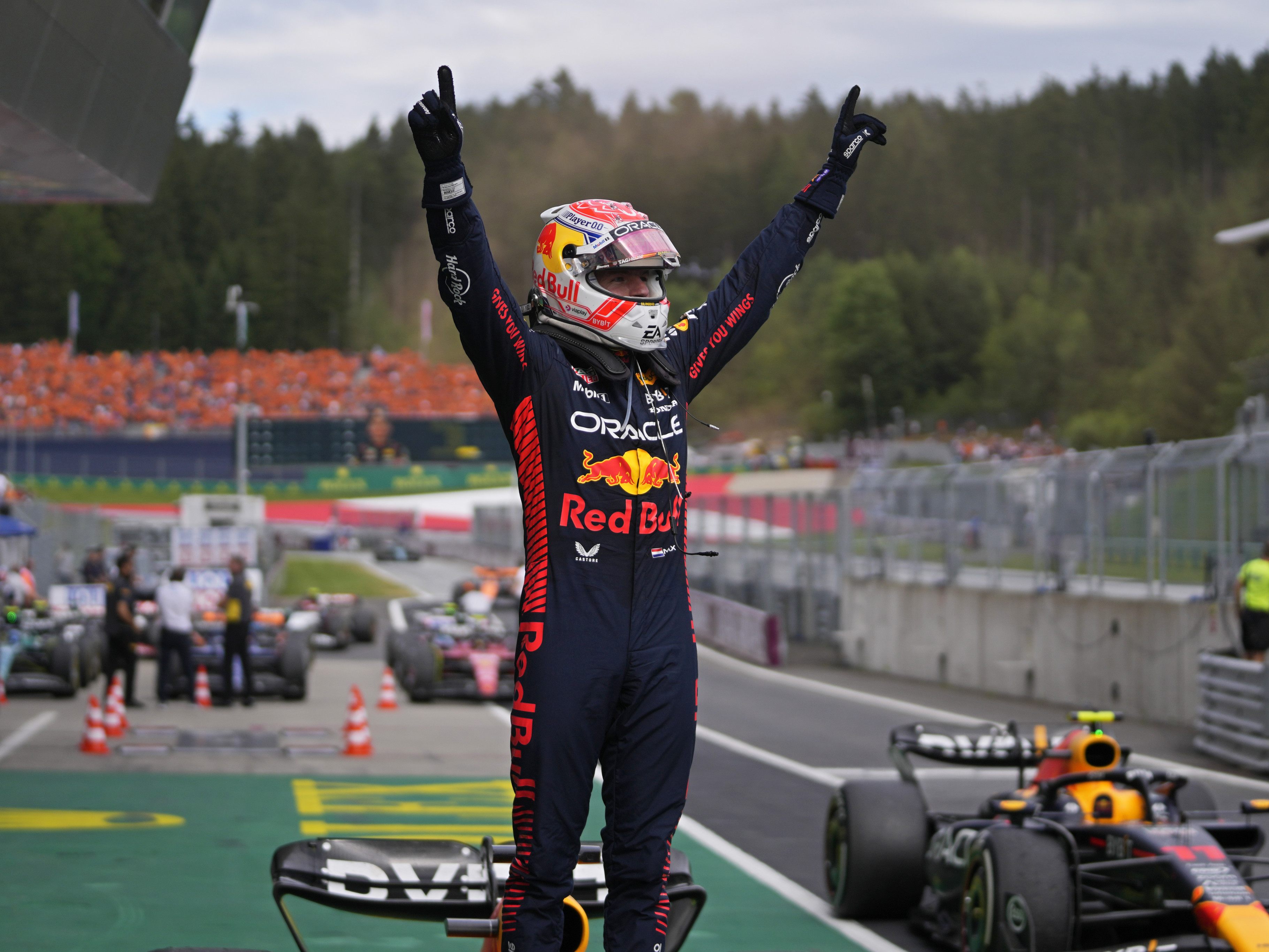 Es war der bereits fünfte Sieg in der Steiermark für Verstappen. Es war der bereits fünfte Sieg in der Steiermark für Verstappen.