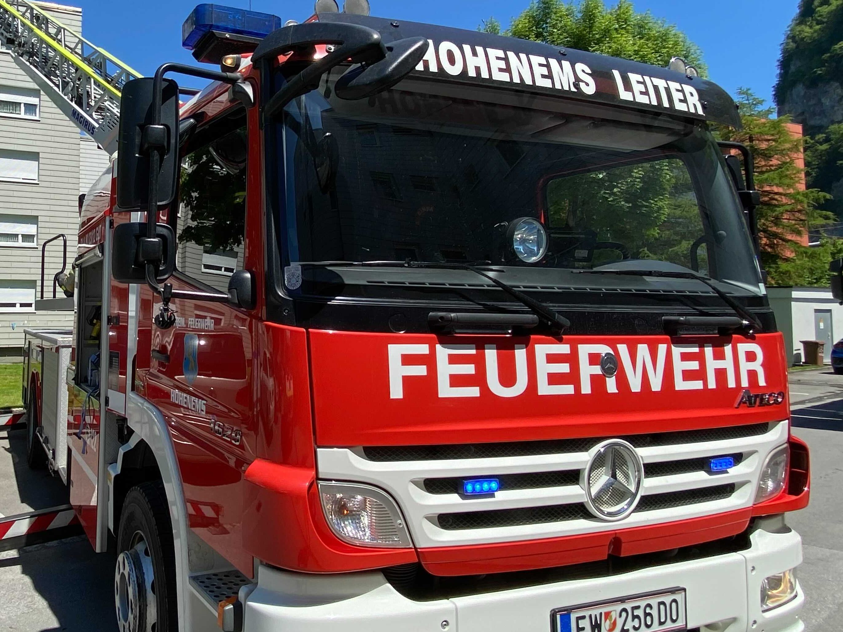 Die Feuerwehr konnte den Brand rasch löschen. Die Feuerwehr konnte den Brand rasch löschen.
