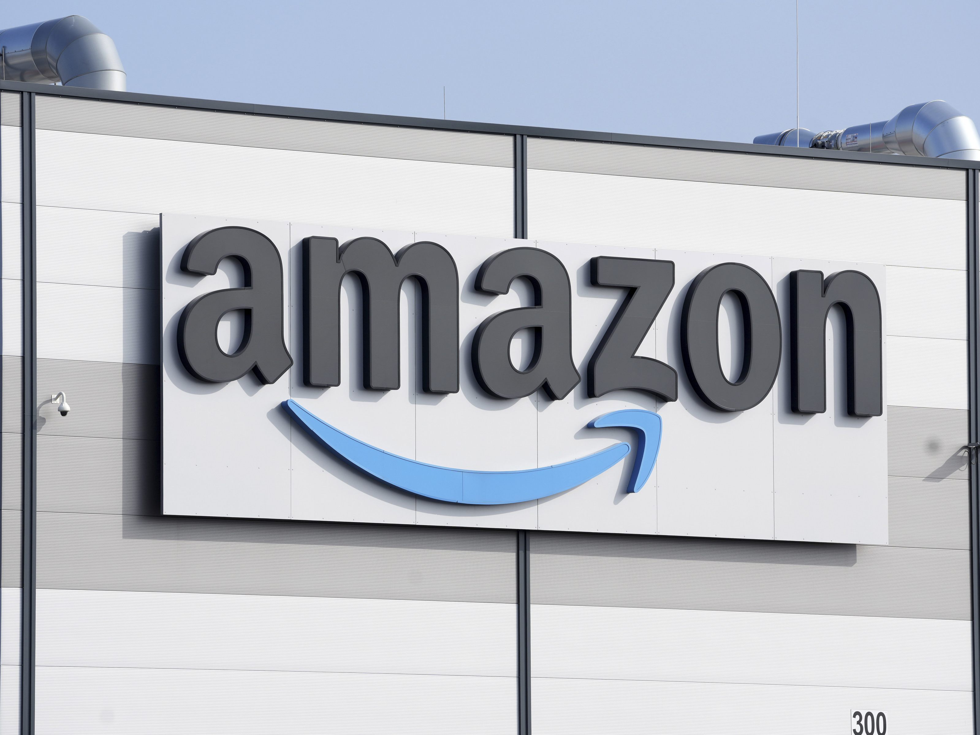 Zum Prime Day sind die Amazon-Mitarbeiter in Deutschland zu Streiks aufgerufen. Zum Prime Day sind die Amazon-Mitarbeiter in Deutschland zu Streiks aufgerufen.