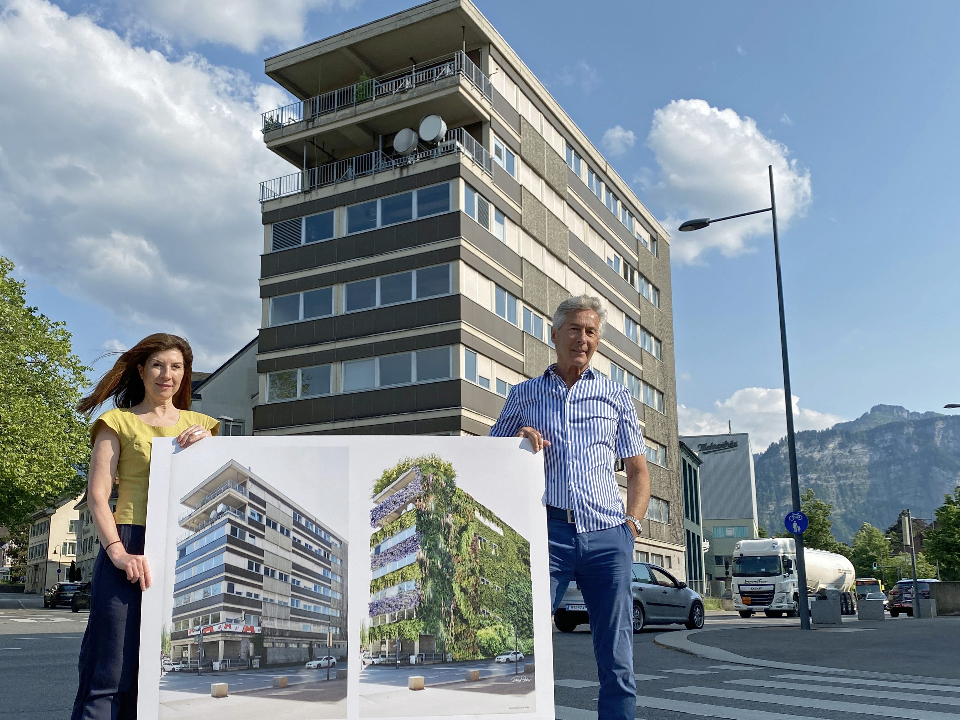 Auch diesen Samstag lädt die Bürgerinitiative vor dem Modehaus Uli Zumtobel zur Unterschriftenaktion ein. Auch diesen Samstag lädt die Bürgerinitiative vor dem Modehaus Uli Zumtobel zur Unterschriftenaktion ein.