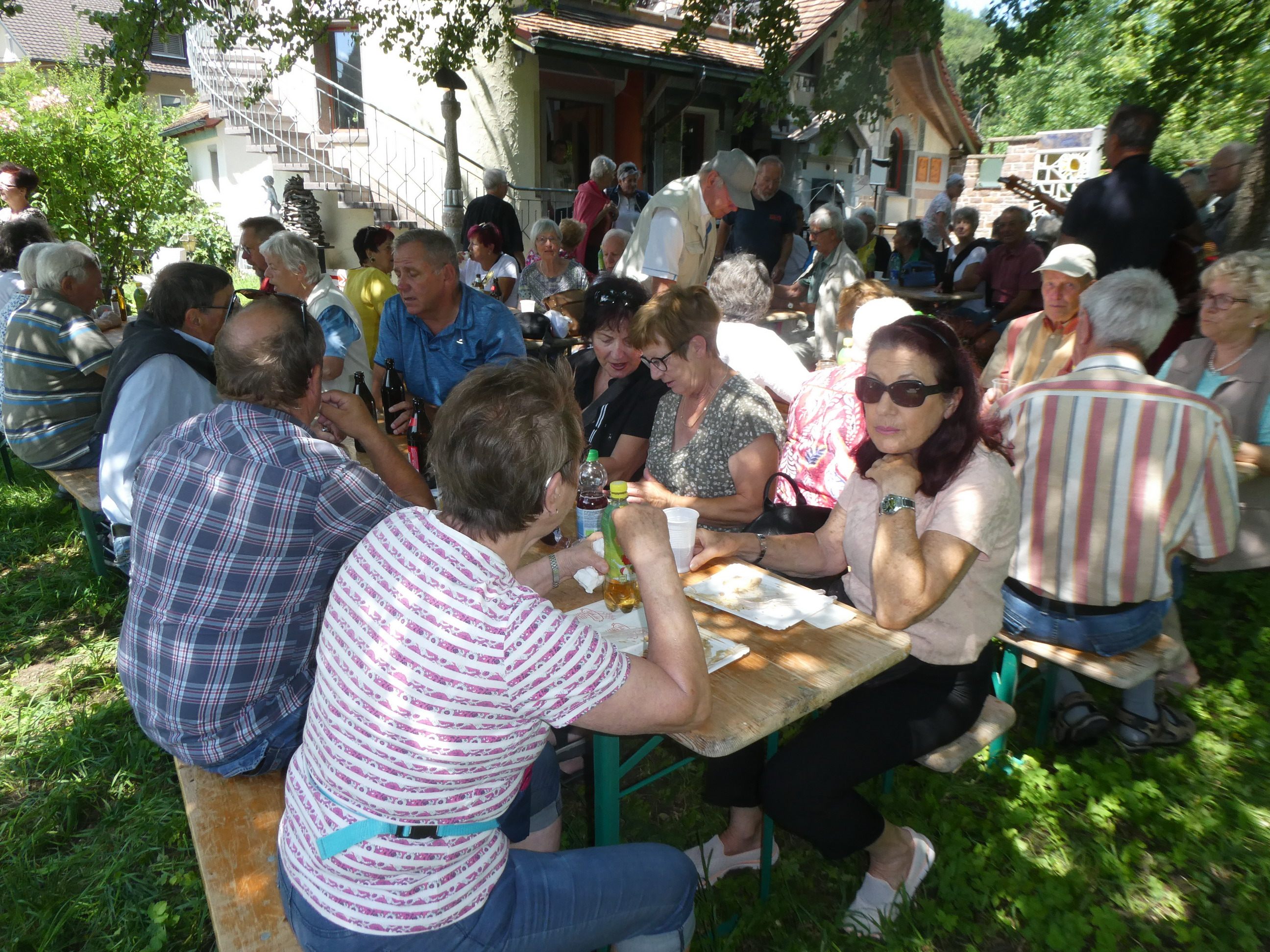 Grillnachmittag in Emils Bündt