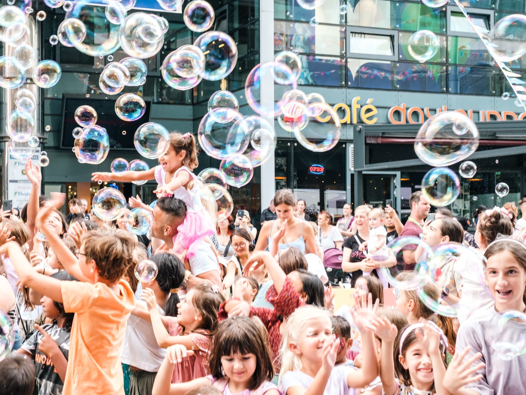 Das Wiener „Landstraßenfest“ findet vom 24. bis 26. August statt. Das Wiener „Landstraßenfest“ findet vom 24. bis 26. August statt.