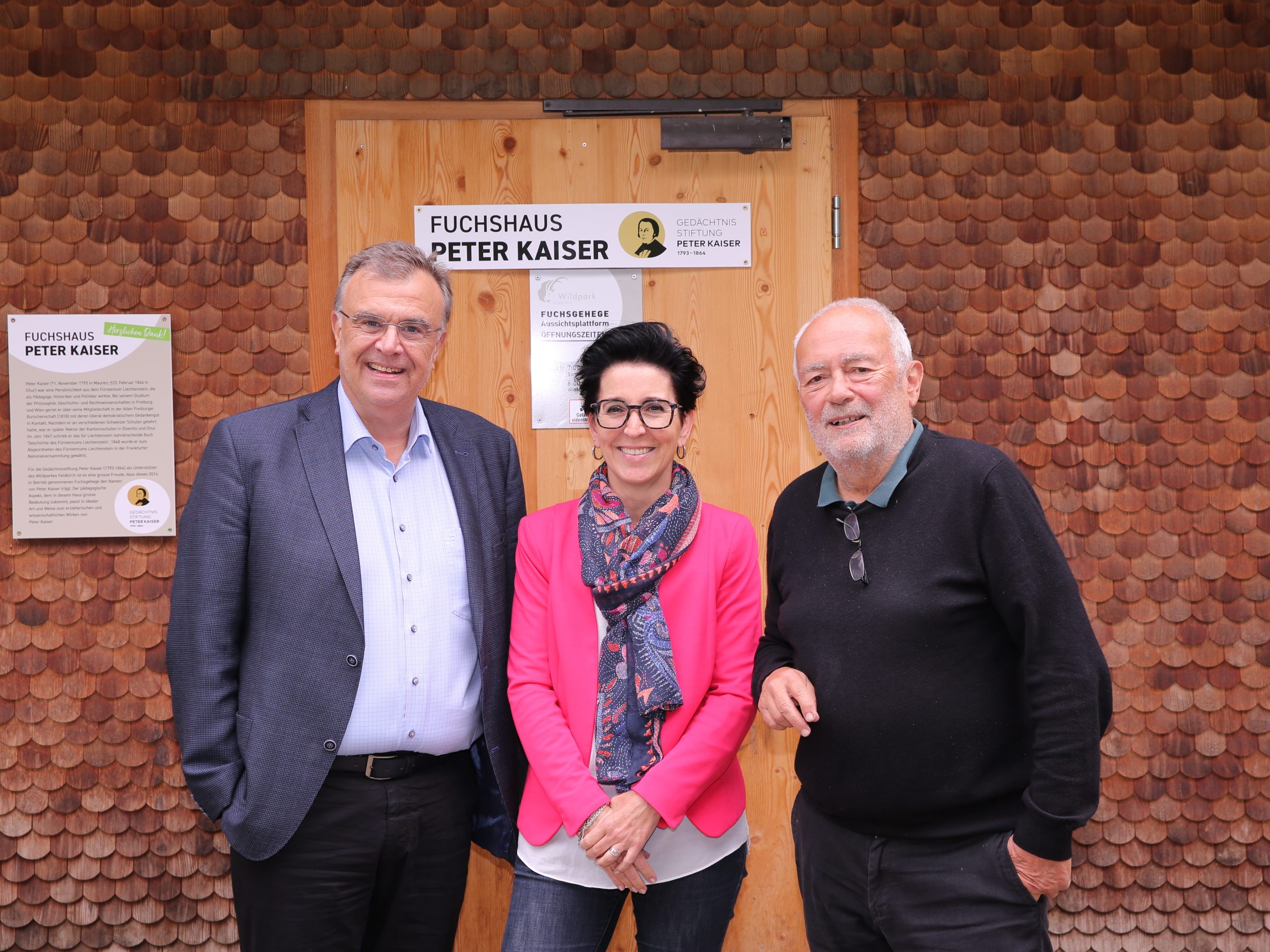 Alexander Batliner, Stiftungsrätin Beatrice Ortler-Hilti und Wildpark-Präsident Wolfgang Burtscher