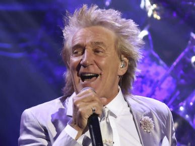 Auf einem Konzert von Rod Stewart in Schottland kam es zu einem sehr emotionalen Moment. Auf einem Konzert von Rod Stewart in Schottland kam es zu einem sehr emotionalen Moment.