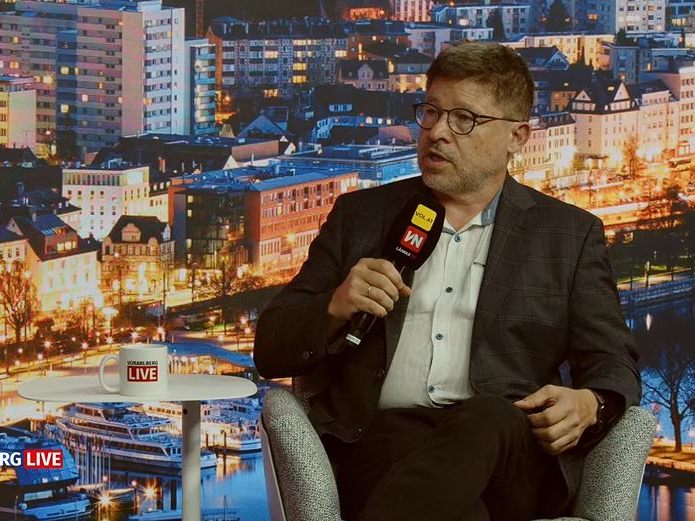 Ärztekammer-Präsident Burkhard Walla war am Dienstag zu Gast in "Vorarlberg LIVE".