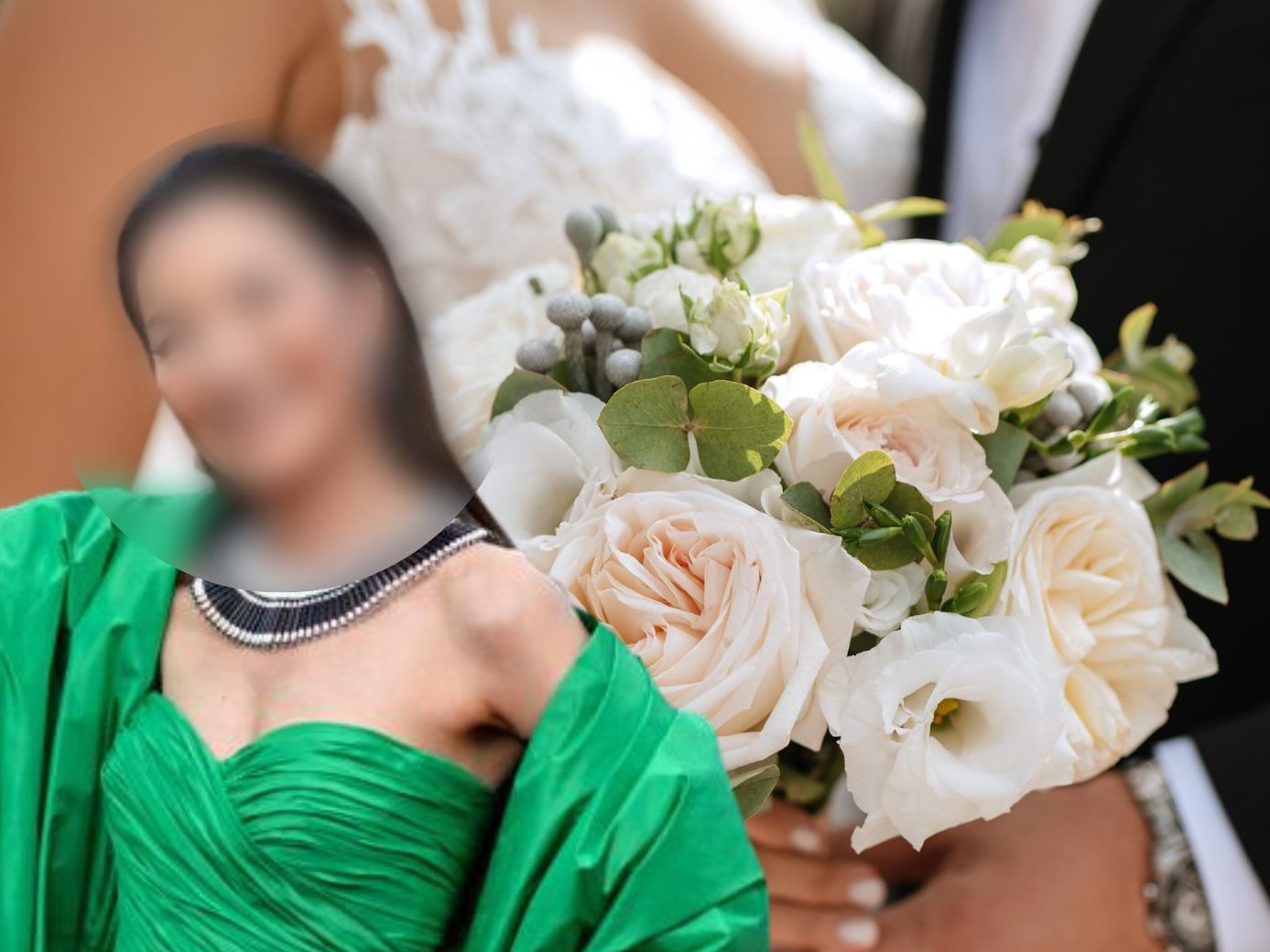 Fast zwei Jahrzehnte nach dem Antrag: SIE ist jetzt endlich verheiratet!