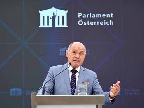 Die elektronische Abstimmung ist für Sobotka eine Frage der Zeit. Die elektronische Abstimmung ist für Sobotka eine Frage der Zeit.