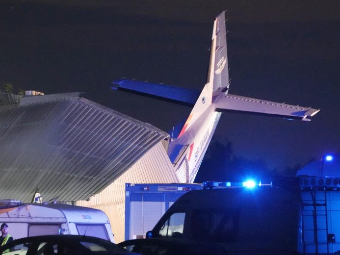 In Polen stürzte ein Kleinflugzeug bei einem Schulungsflug ab. In Polen stürzte ein Kleinflugzeug bei einem Schulungsflug ab.