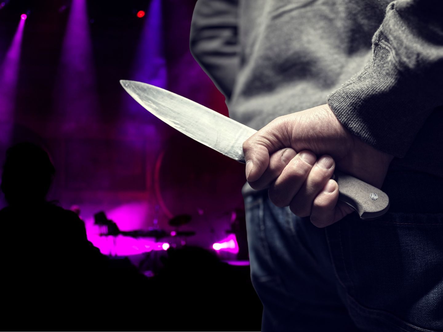 Bursch wollte Vater verteidigen, der mit Wirt kämpfte - 46-Jähriger außer Lebensgefahr Bursch wollte Vater verteidigen, der mit Wirt kämpfte - 46-Jähriger außer Lebensgefahr