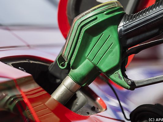 Spritpreise sind im Juli wieder teurer geworden