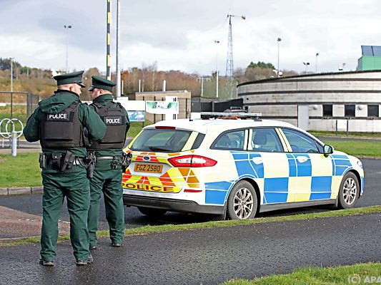 In Nordirland kommt es weiterhin noch zu Anschlägen auf Polizisten In Nordirland kommt es weiterhin noch zu Anschlägen auf Polizisten