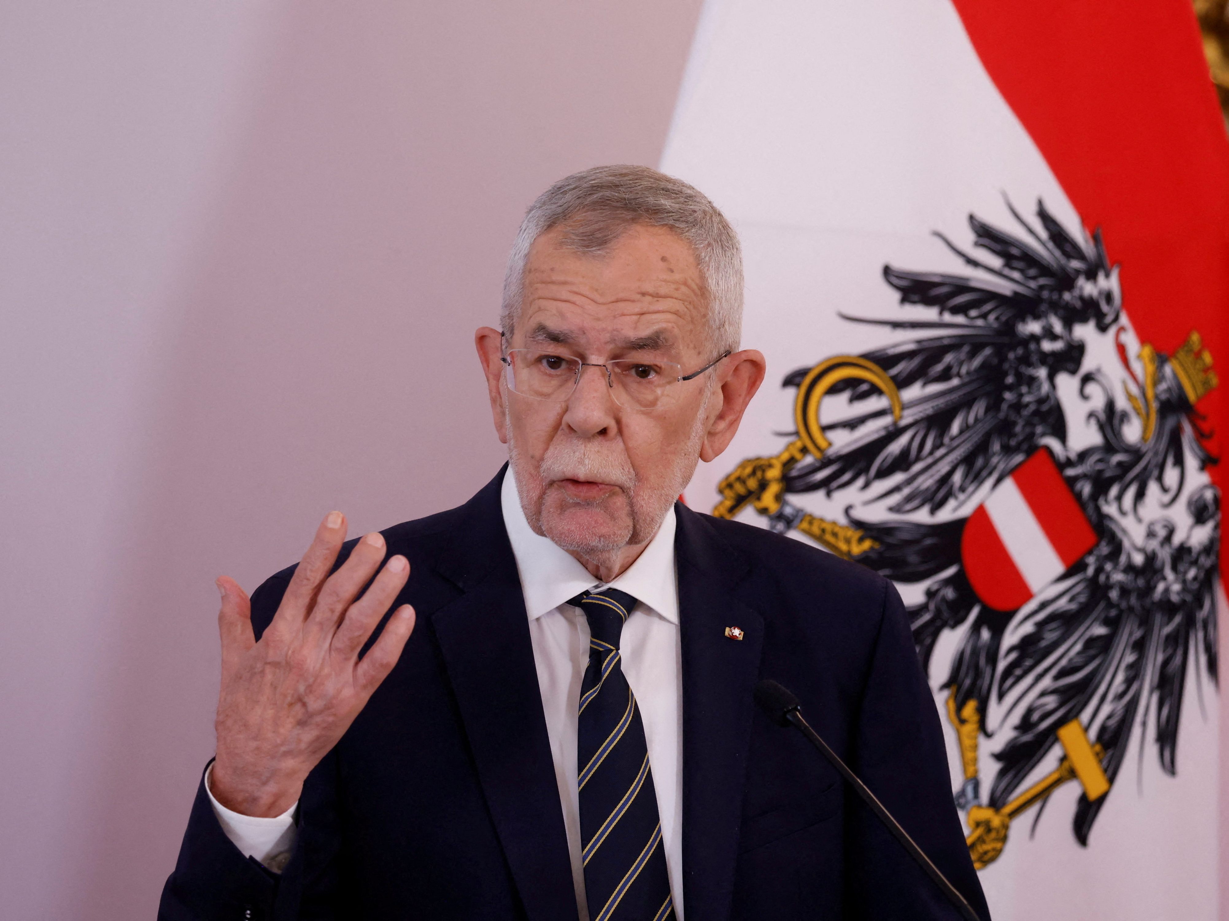 Van der Bellen meldete sich zu Wort.