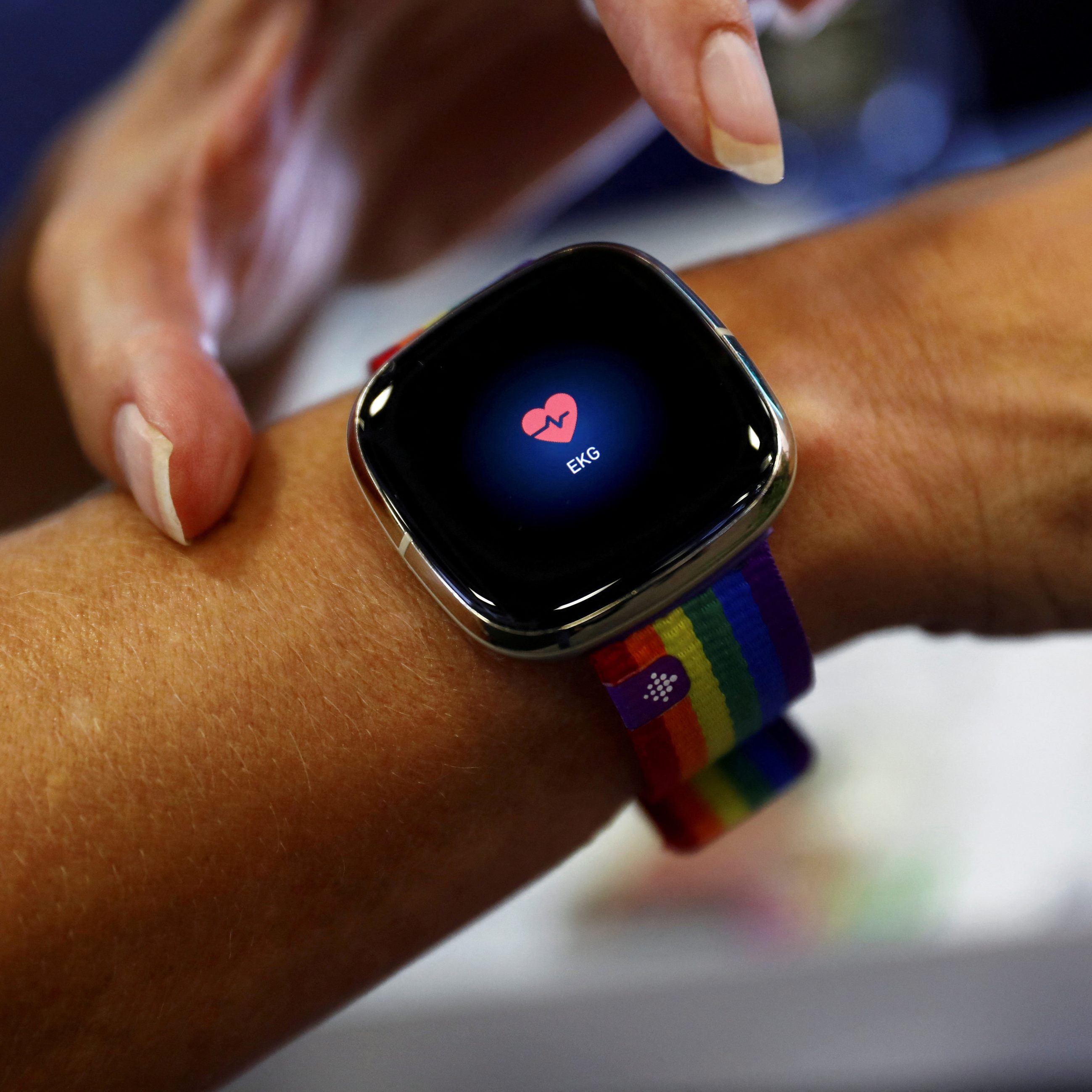 Datenschützer klagen den Fitness-Tracker Fitbit.