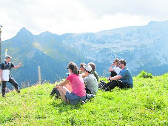 Verteilt auf dem gesamten Erlebnisberg Golm gibt es zwei Tage lang inspirierende Wanderungen, Dialoge und Erlebnisse. Fotos: Golm Silvretta Lünersee Tourismus GmbH, Patrick Säly