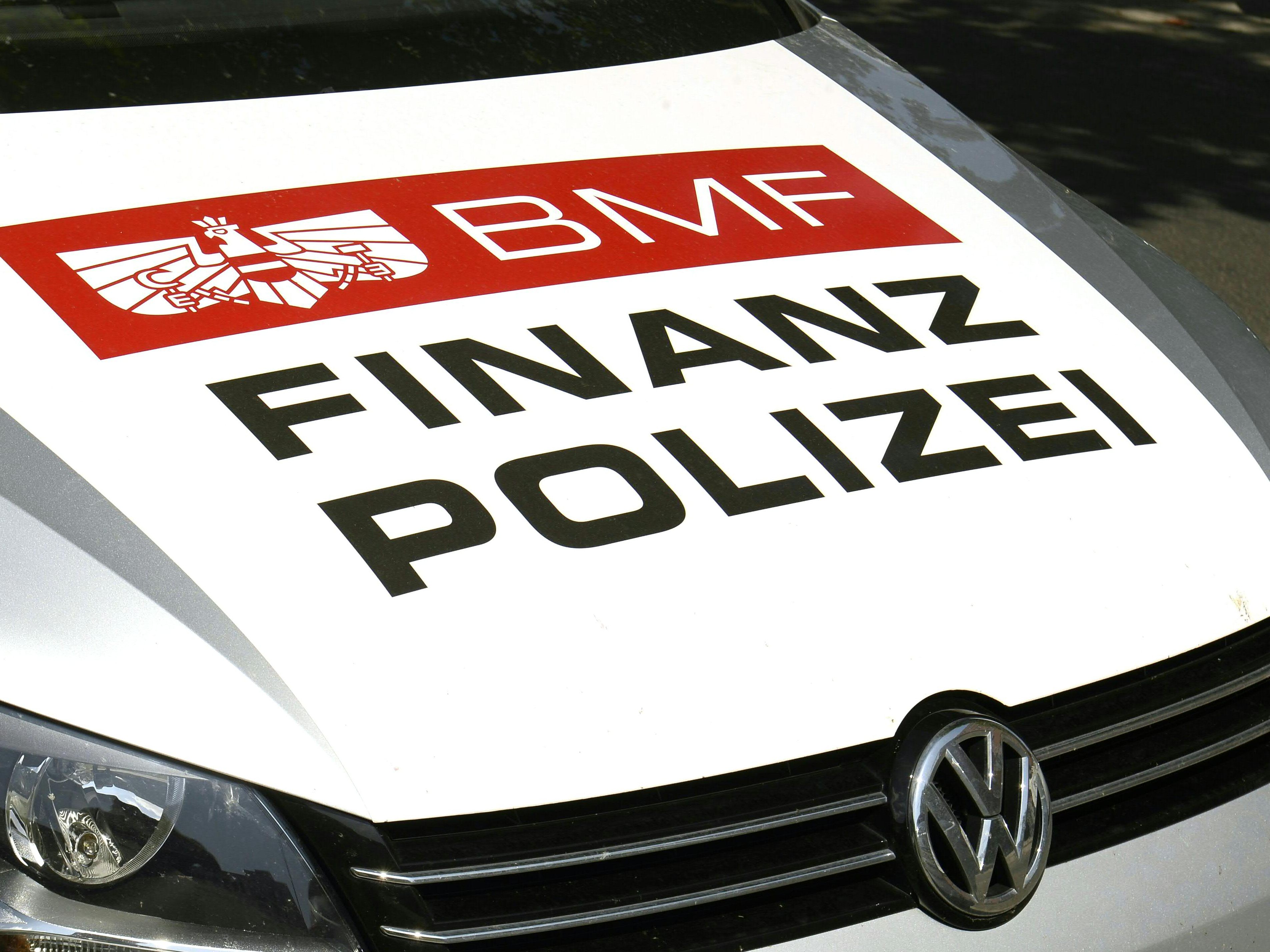 Laut Finanzpolizei stiegen im ersten Halbjahr 2023 die Fälle von Schwarzarbeit in Österreich.