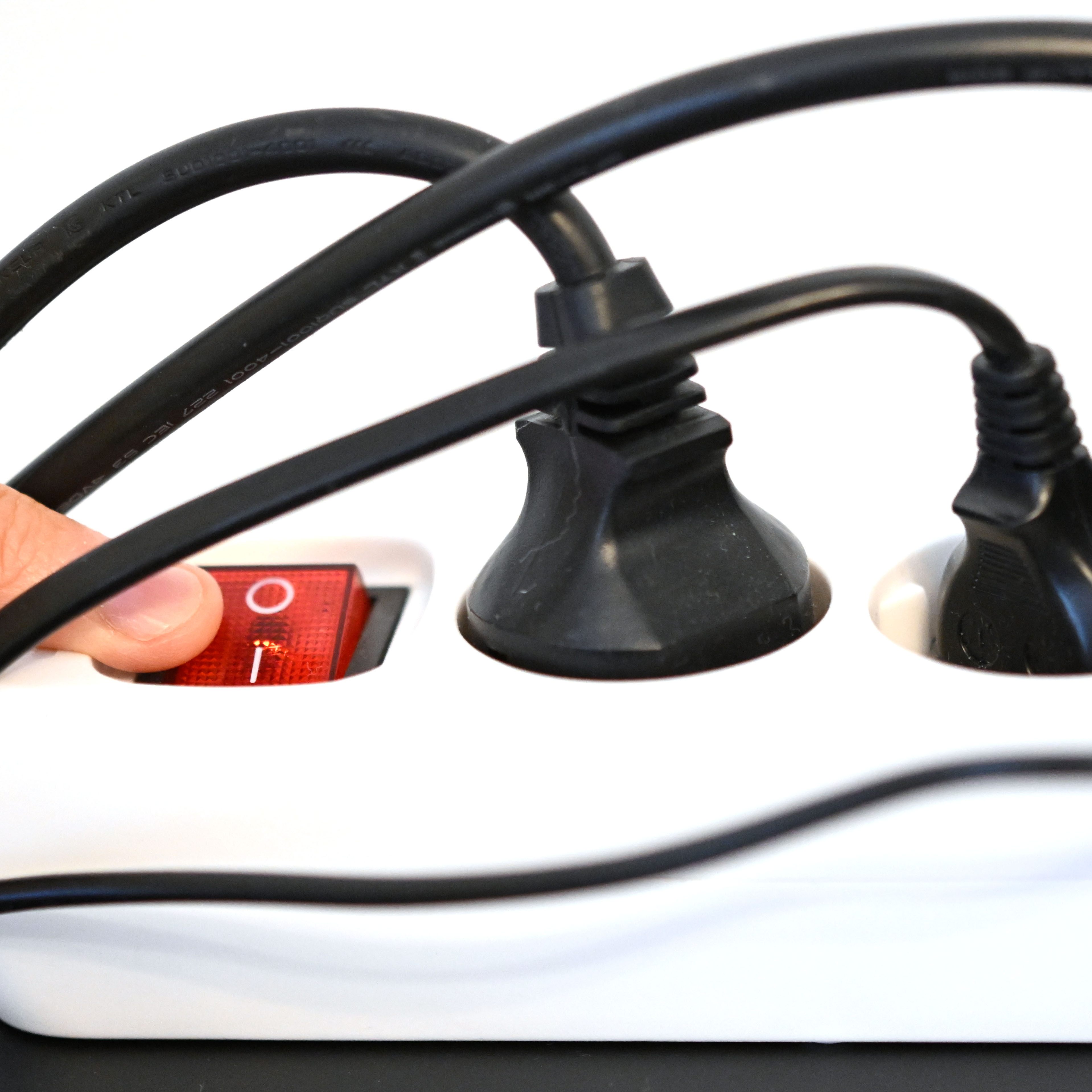 Der Strom- und Gasverbrauch ist im Juni deutlich gesunken.