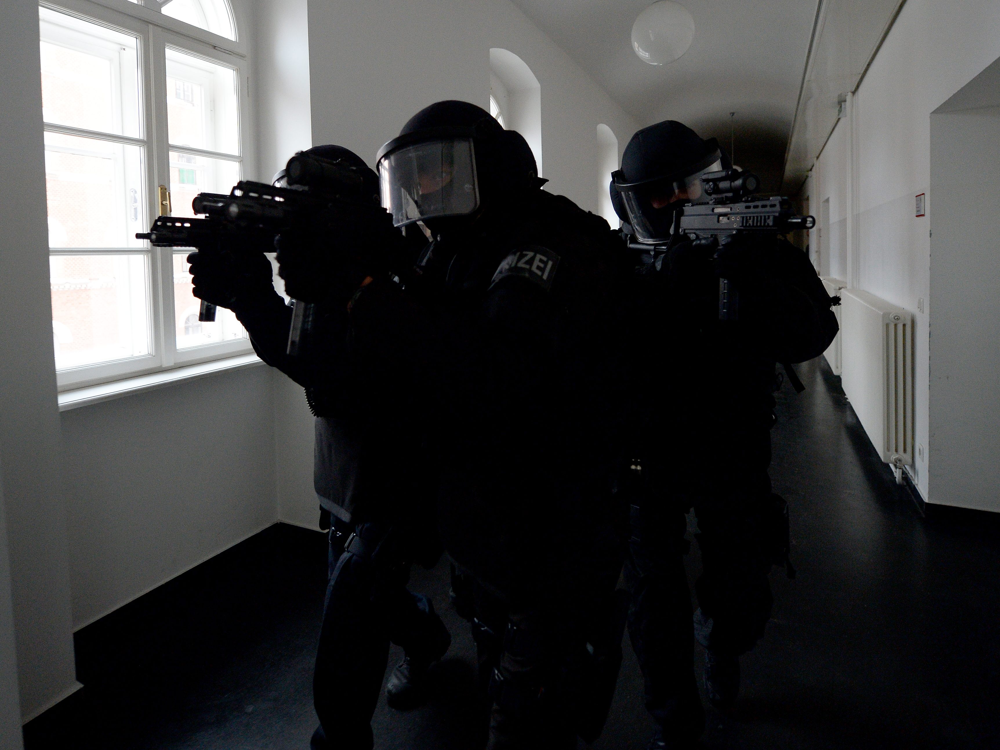 Im Bezirk Eisenstadt-Umgebung gab es einen Cobra-Einsatz. Im Bezirk Eisenstadt-Umgebung gab es einen Cobra-Einsatz.