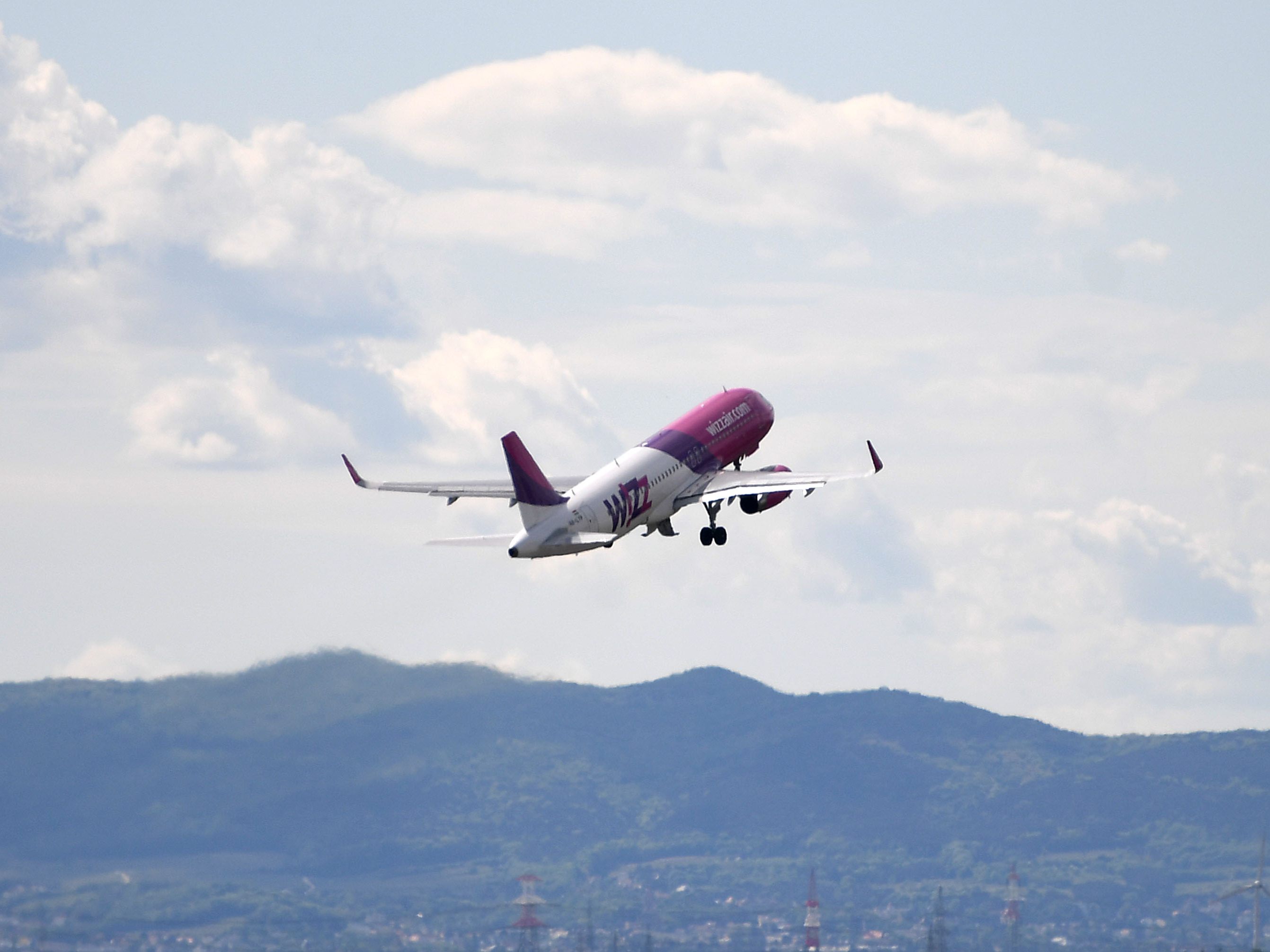 Paris fordert einen Mindestpreis für Flugtickets. Paris fordert einen Mindestpreis für Flugtickets.