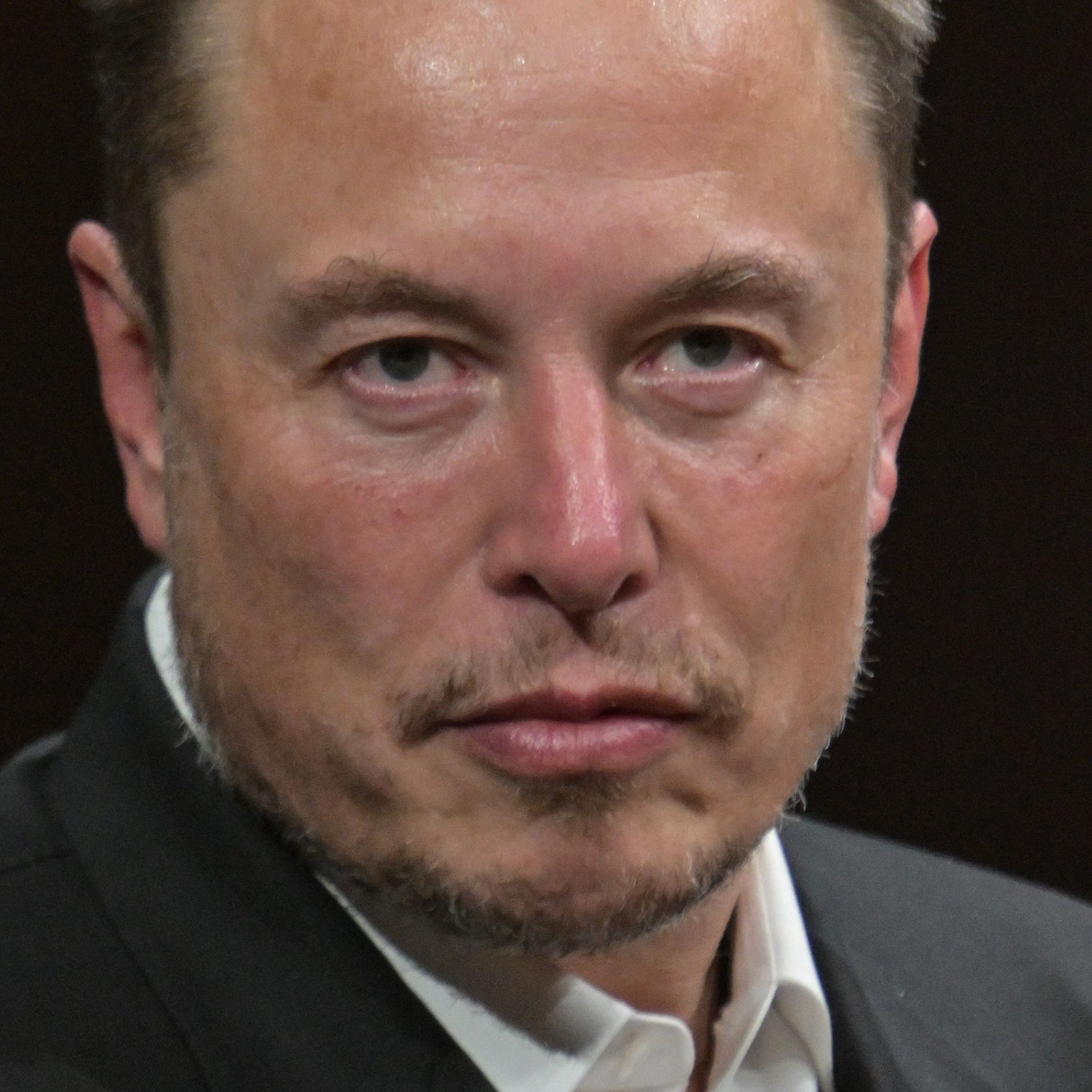 Der Twitter-Nachfolger X verklagt Hassrede-Forscher.