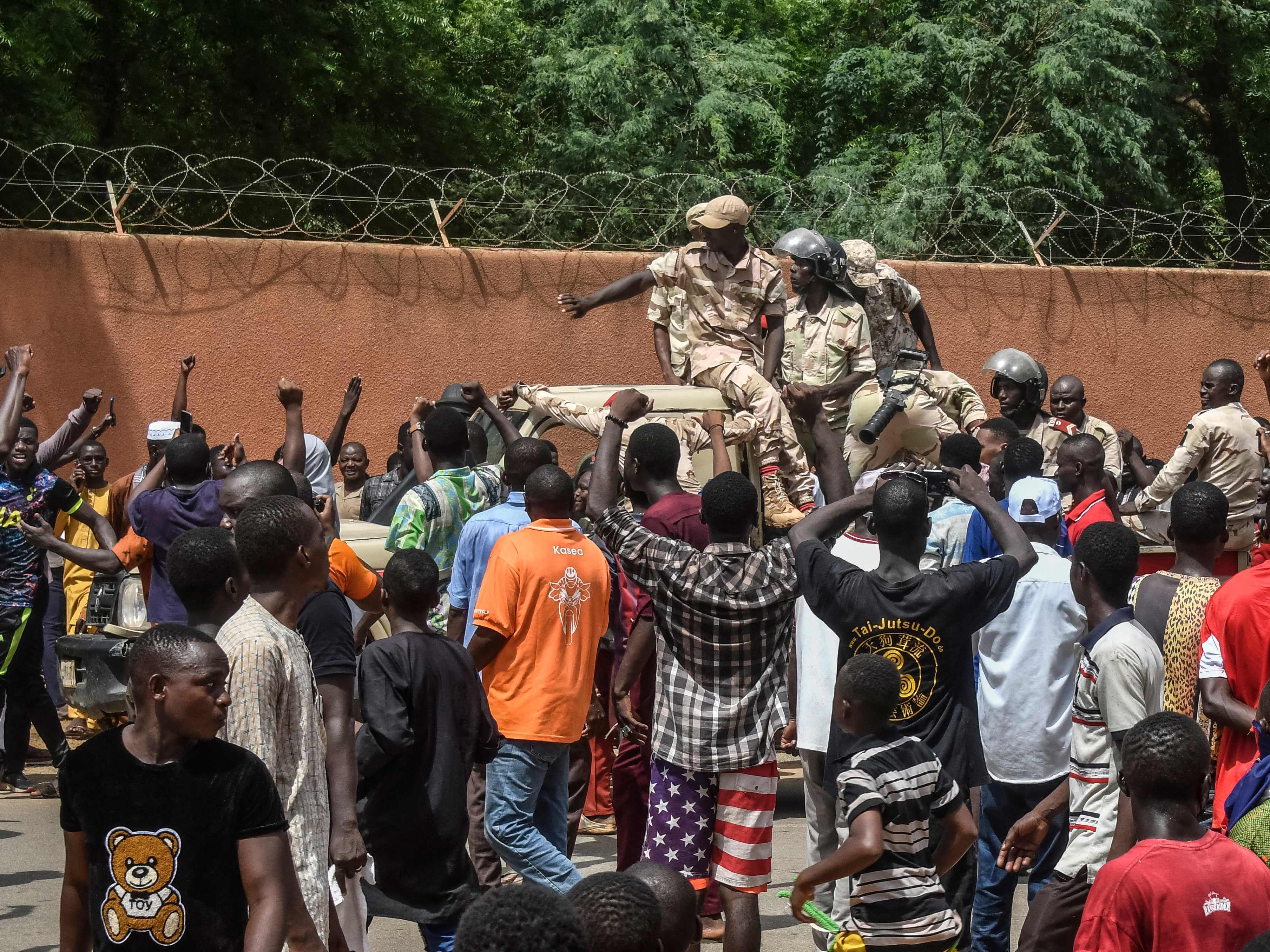 Im Niger ist es zu einem Militärputsch gekommen. Im Niger ist es zu einem Militärputsch gekommen.
