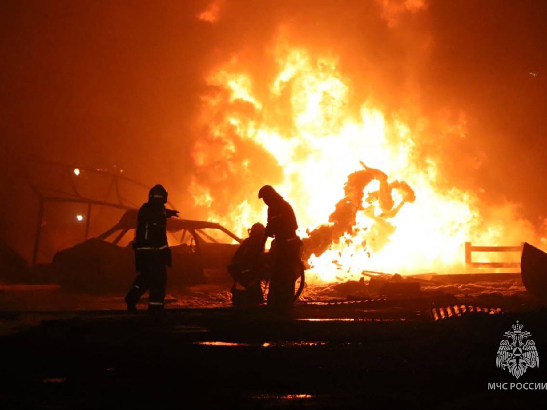 75 Verletzte - Weitere Explosion mit zwei Toten auf einem Ölfeld in Zentralrussland 75 Verletzte - Weitere Explosion mit zwei Toten auf einem Ölfeld in Zentralrussland