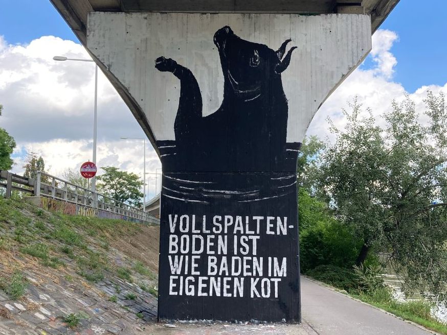 Dieses neue Graffiti ist unlängst in Wien aufgetaucht. Dieses neue Graffiti ist unlängst in Wien aufgetaucht.