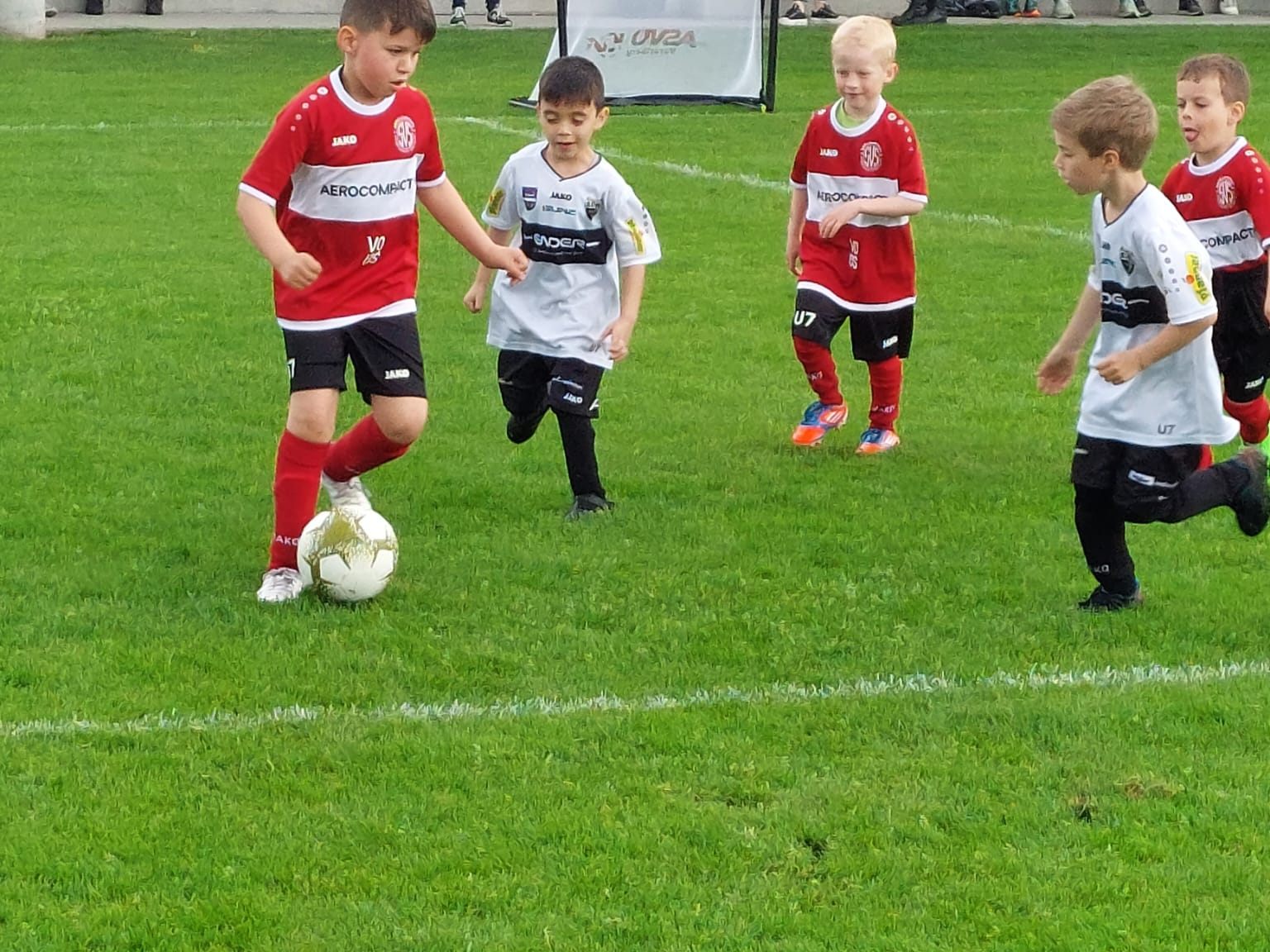 Die Nachwuchskicker aus der Region geben sich am kommenden Samstag ein Stelldichein auf der Sportanlage in Satteins Die Nachwuchskicker aus der Region geben sich am kommenden Samstag ein Stelldichein auf der Sportanlage in Satteins