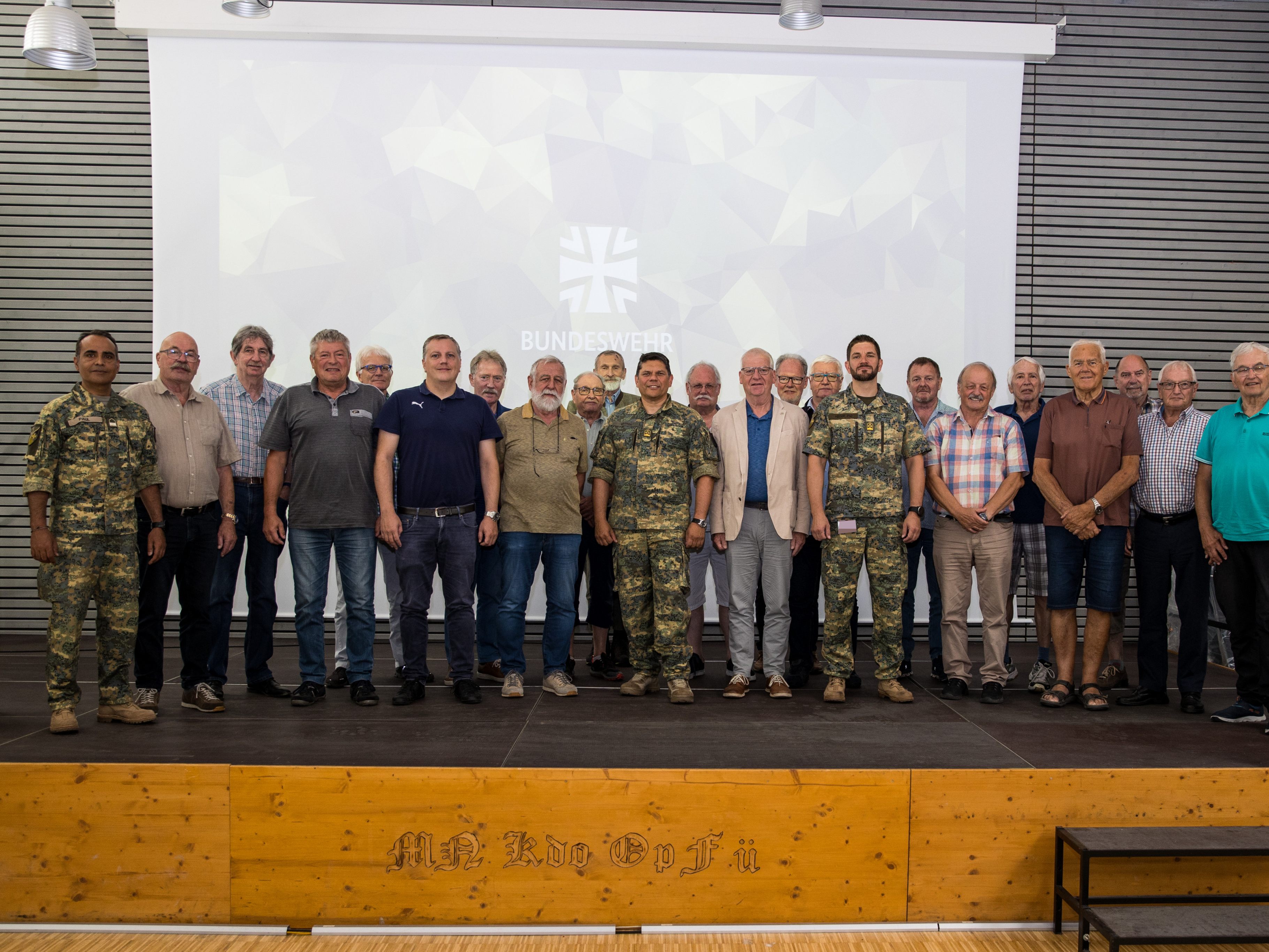 Der Kameradschaftsbund zu Besuch beim „Multinationalen Kommando Operative Führung“ in Ulm