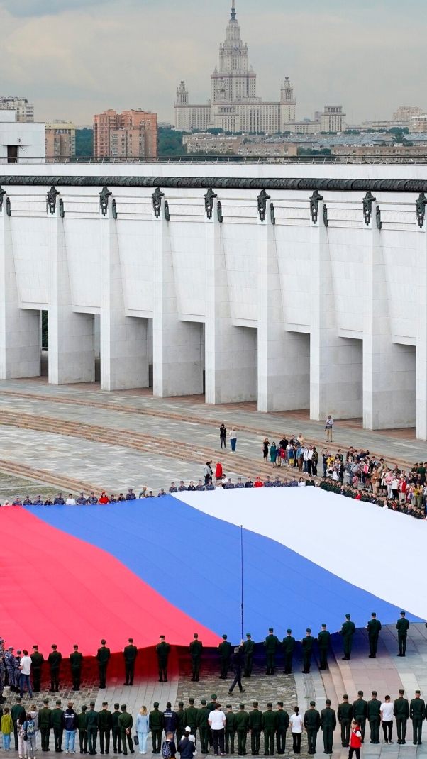 Russlands Bevölkerung leidet unter Verfall der Währung.