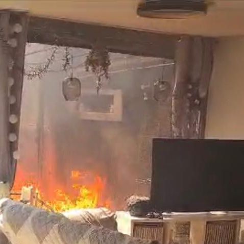 Auf dem Balkon loderte das Feuer