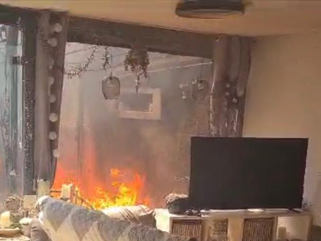 Auf dem Balkon loderte das Feuer