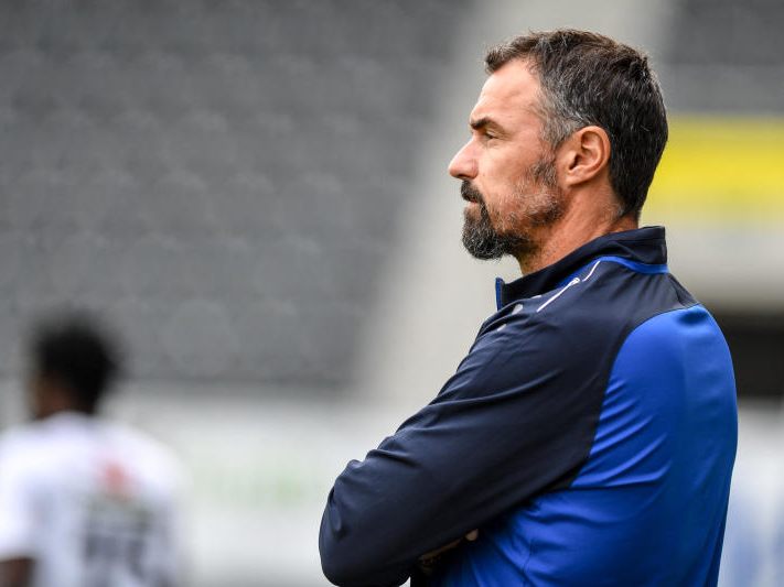 Feldkirch Trainer Oliver Schnellrieder trifft auf seinen Freund Rade Plakalovic.