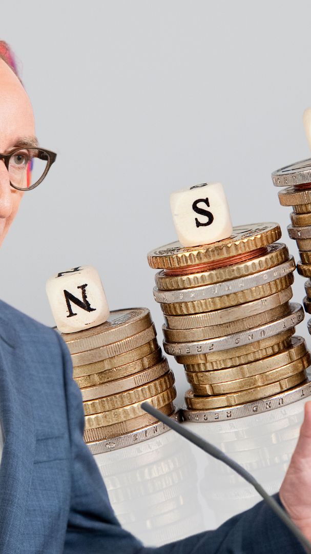 Minister Rauch kritisiert Niedrigzinsen für Girokonten