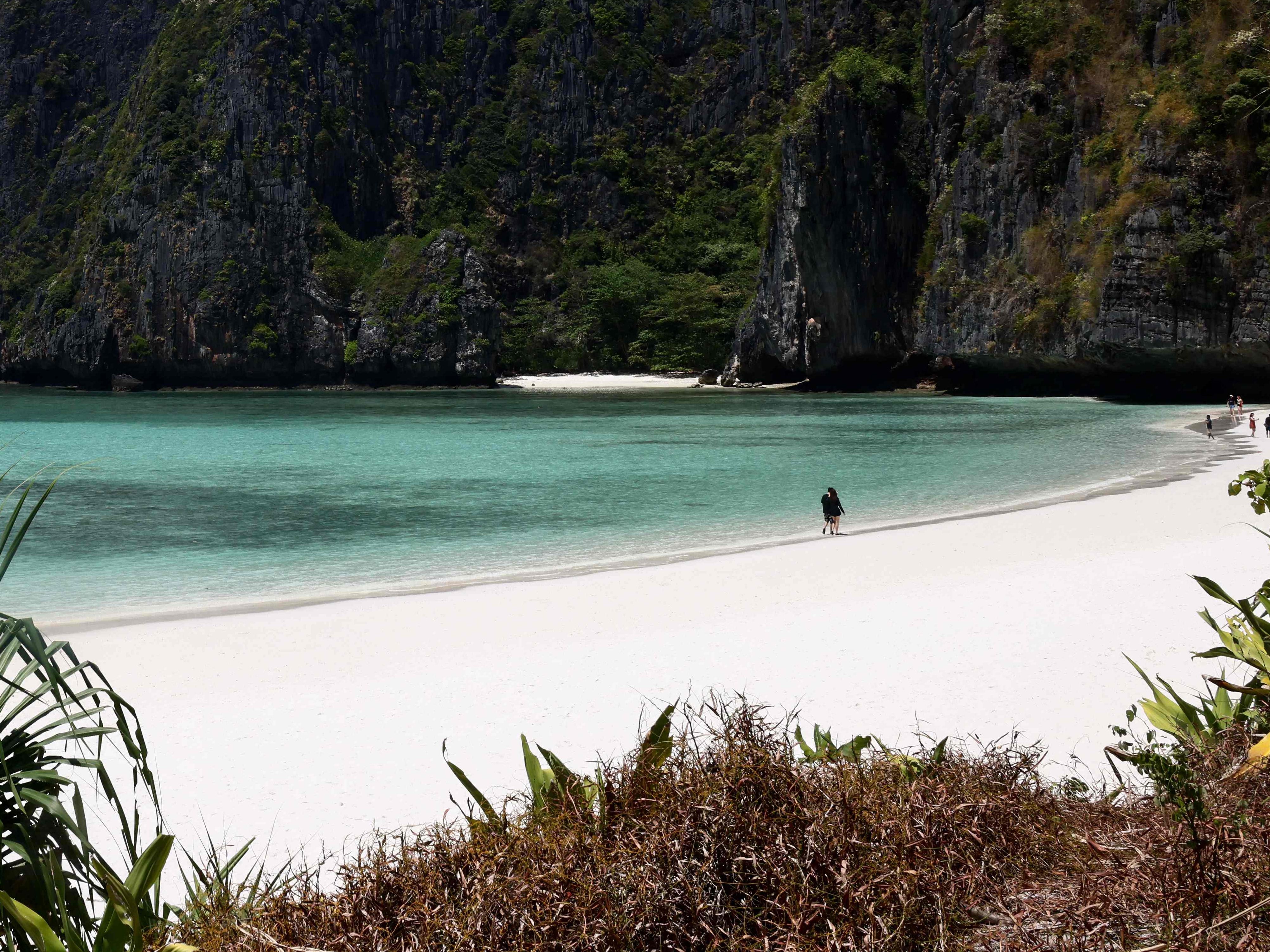 Die Maya Bay wurde geschlossen. Die Maya Bay wurde geschlossen.