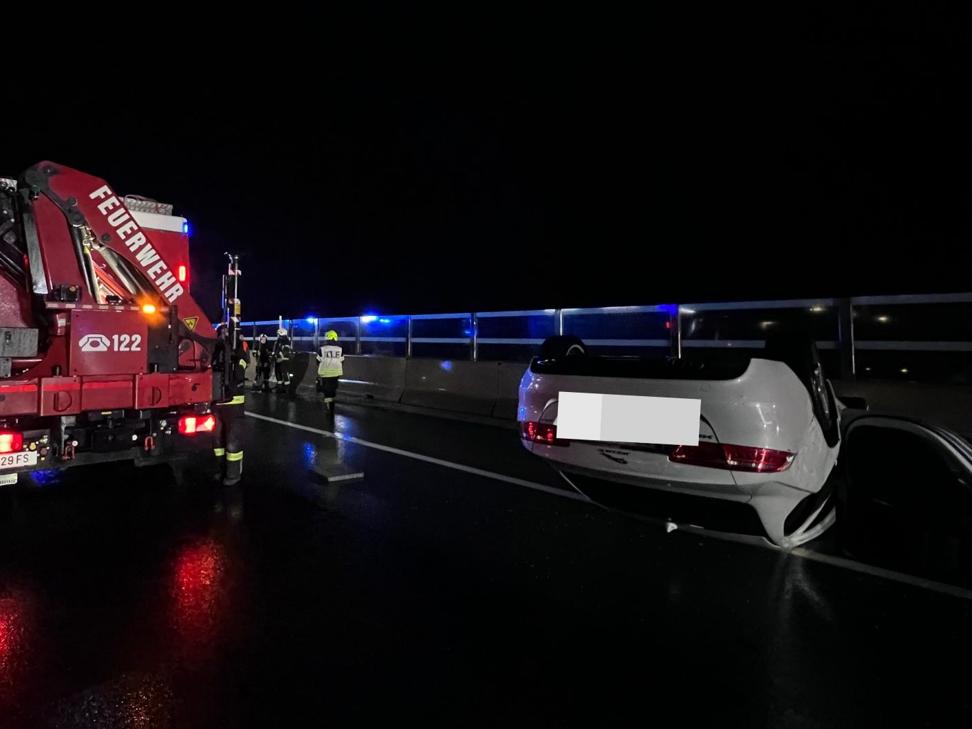 Am Sonntagabend kam es zu einem Unfall auf der A14 Rheintalautobahn. Am Sonntagabend kam es zu einem Unfall auf der A14 Rheintalautobahn.