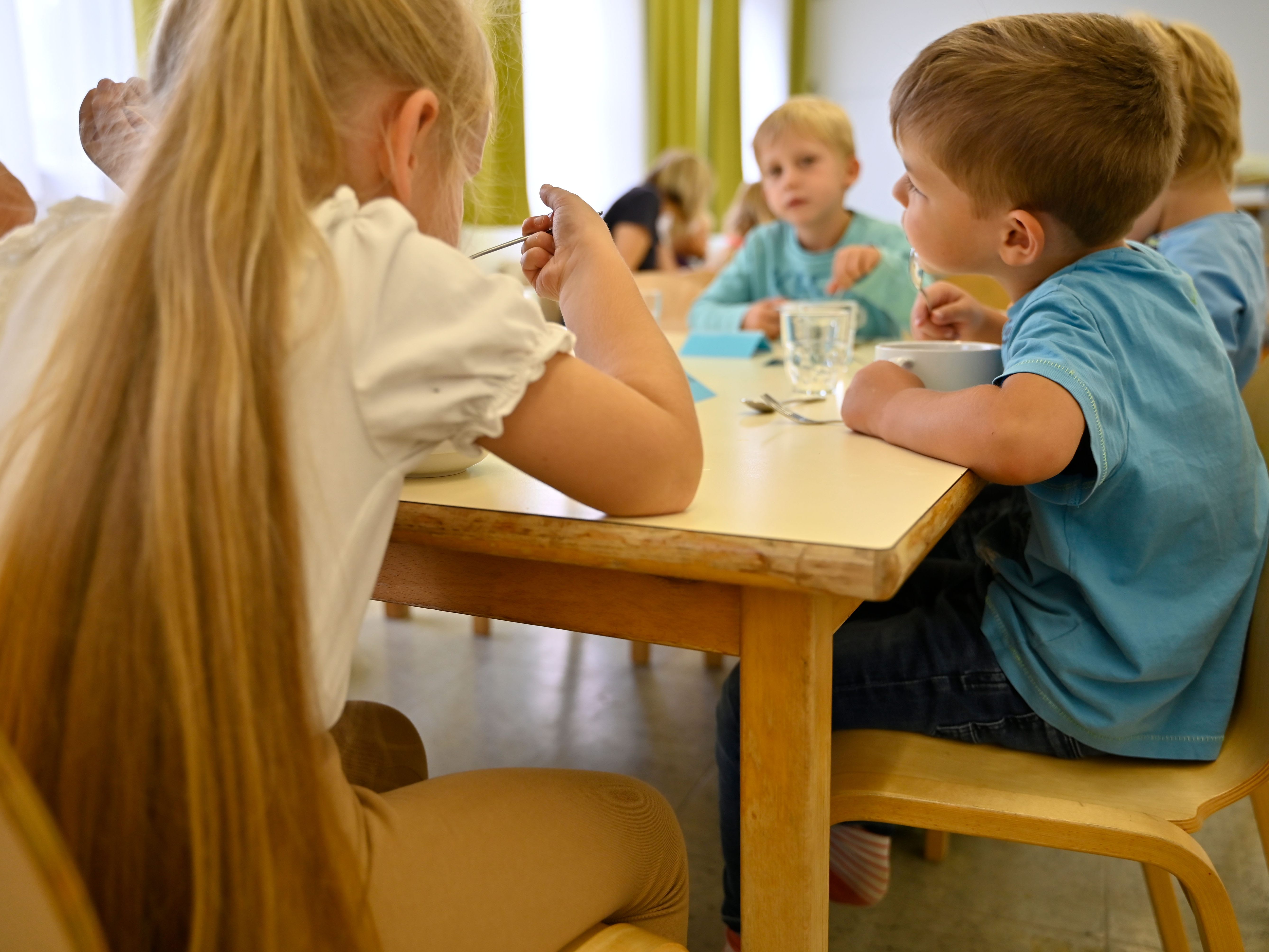 Mittagstisch eines Rankweiler Kindergartens .