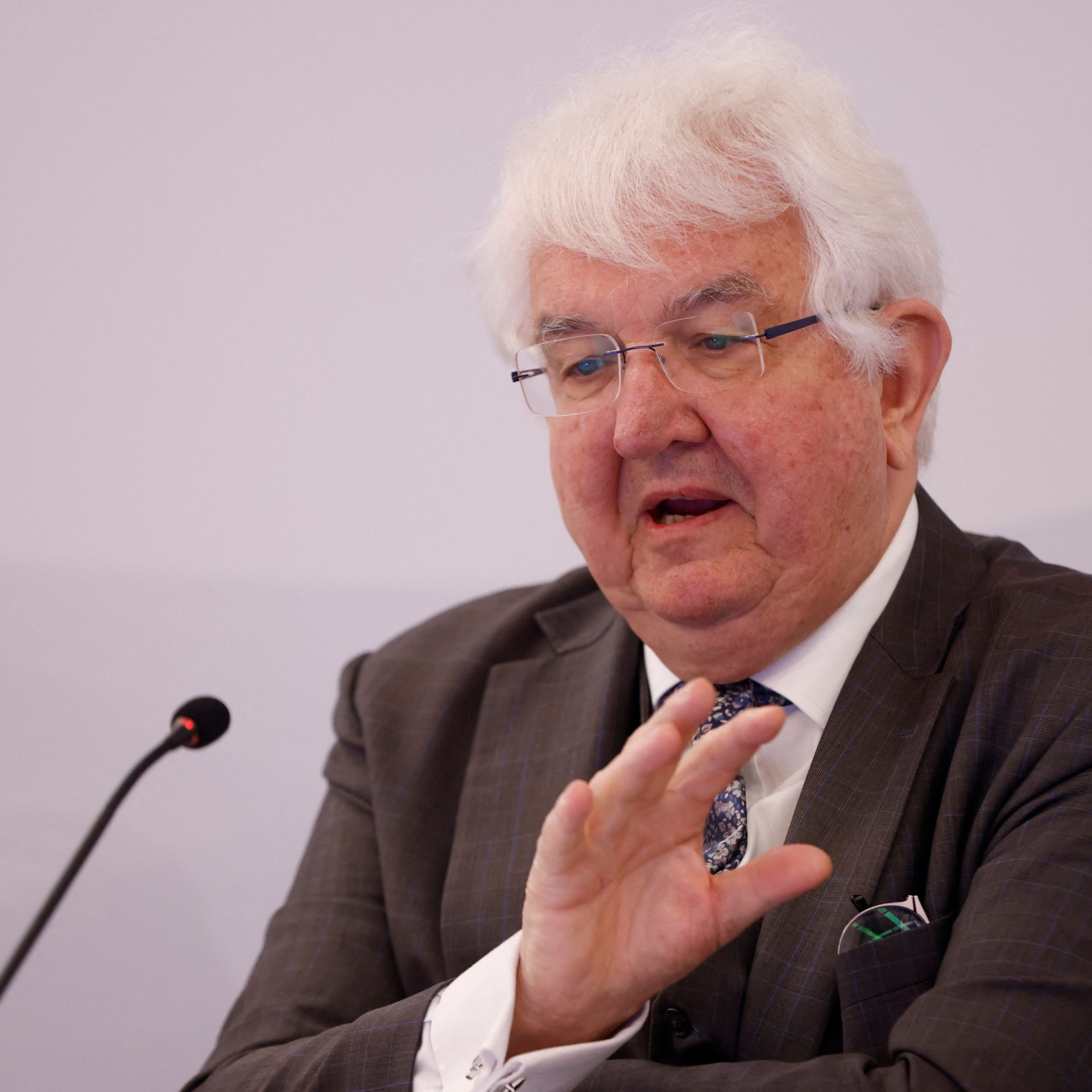 Ein digitaler Euro sei wichtig für die europäische Souveränität", so Holzmann.