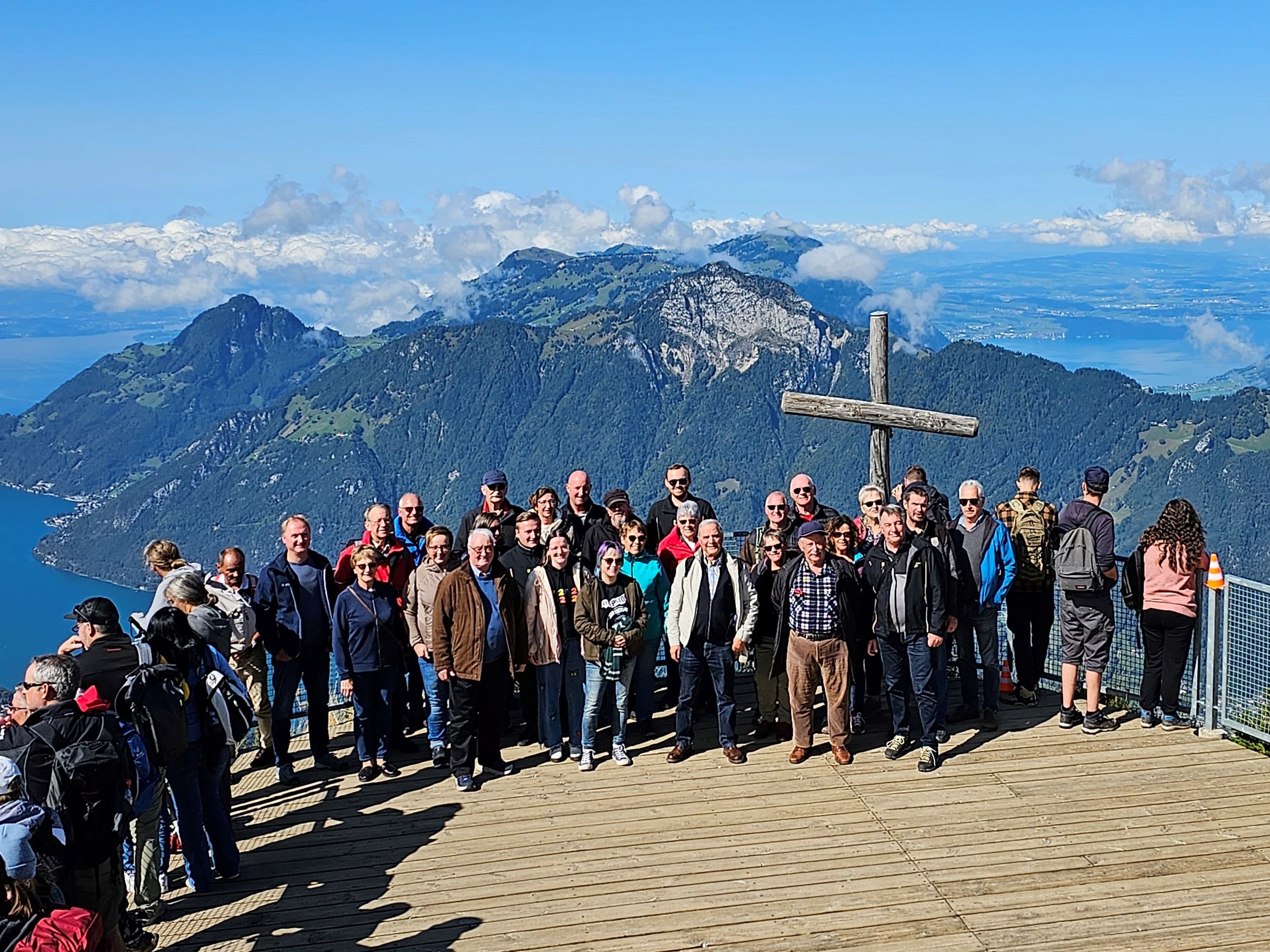 Gruppenbild auf dem Fronalpstock Gruppenbild auf dem Fronalpstock