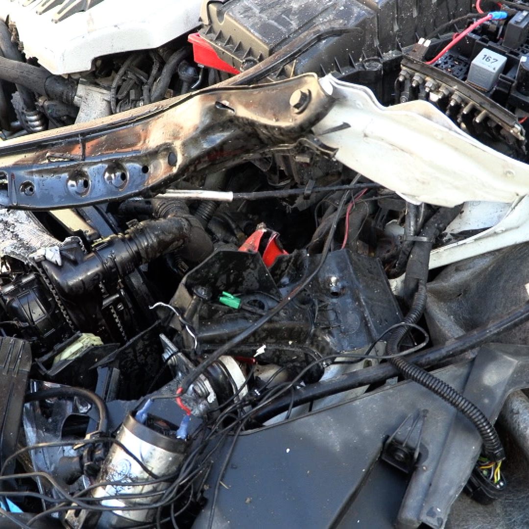 Am Pkw entstand Totalschaden